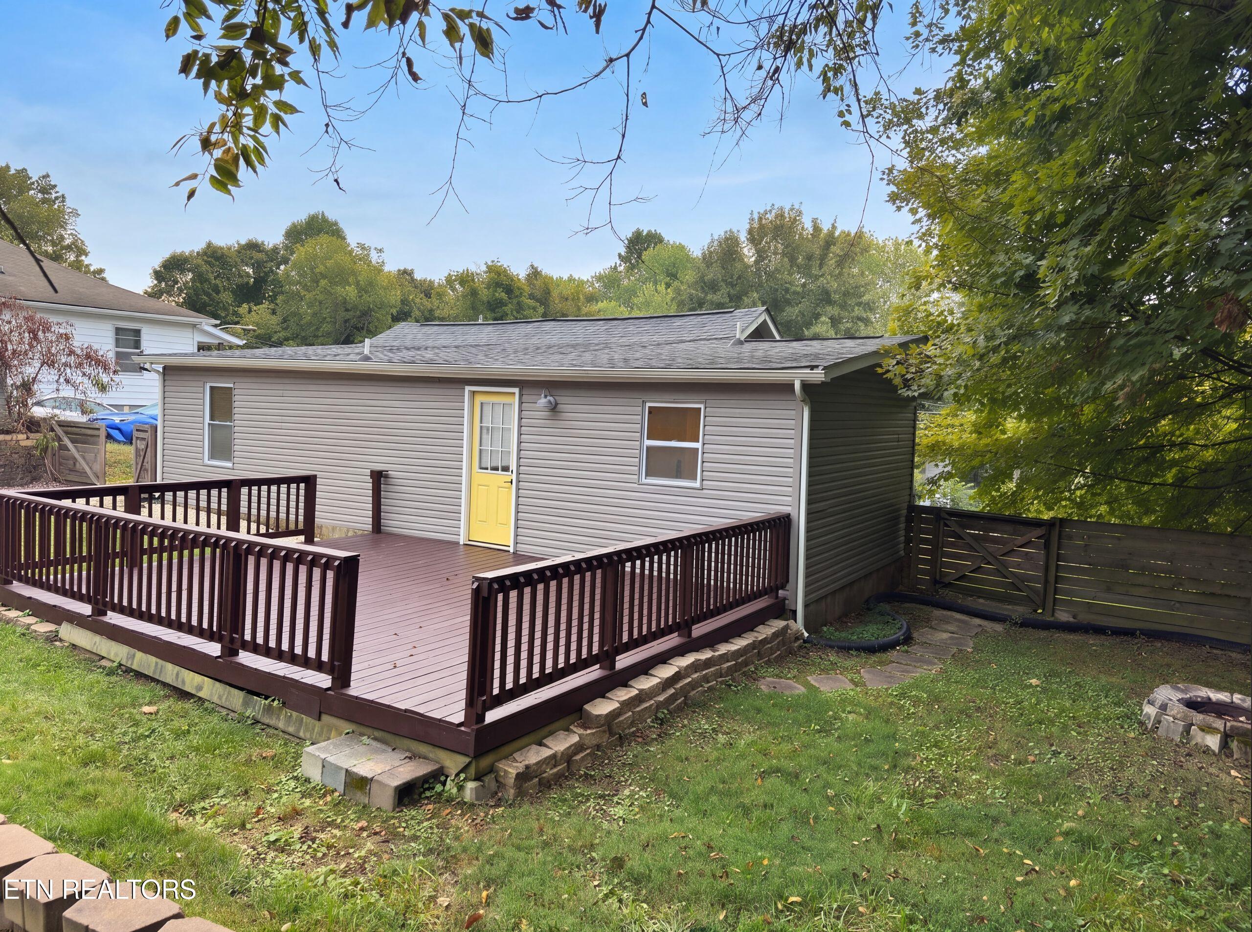 2111 Bernhurst Drive Knoxville TN 37918