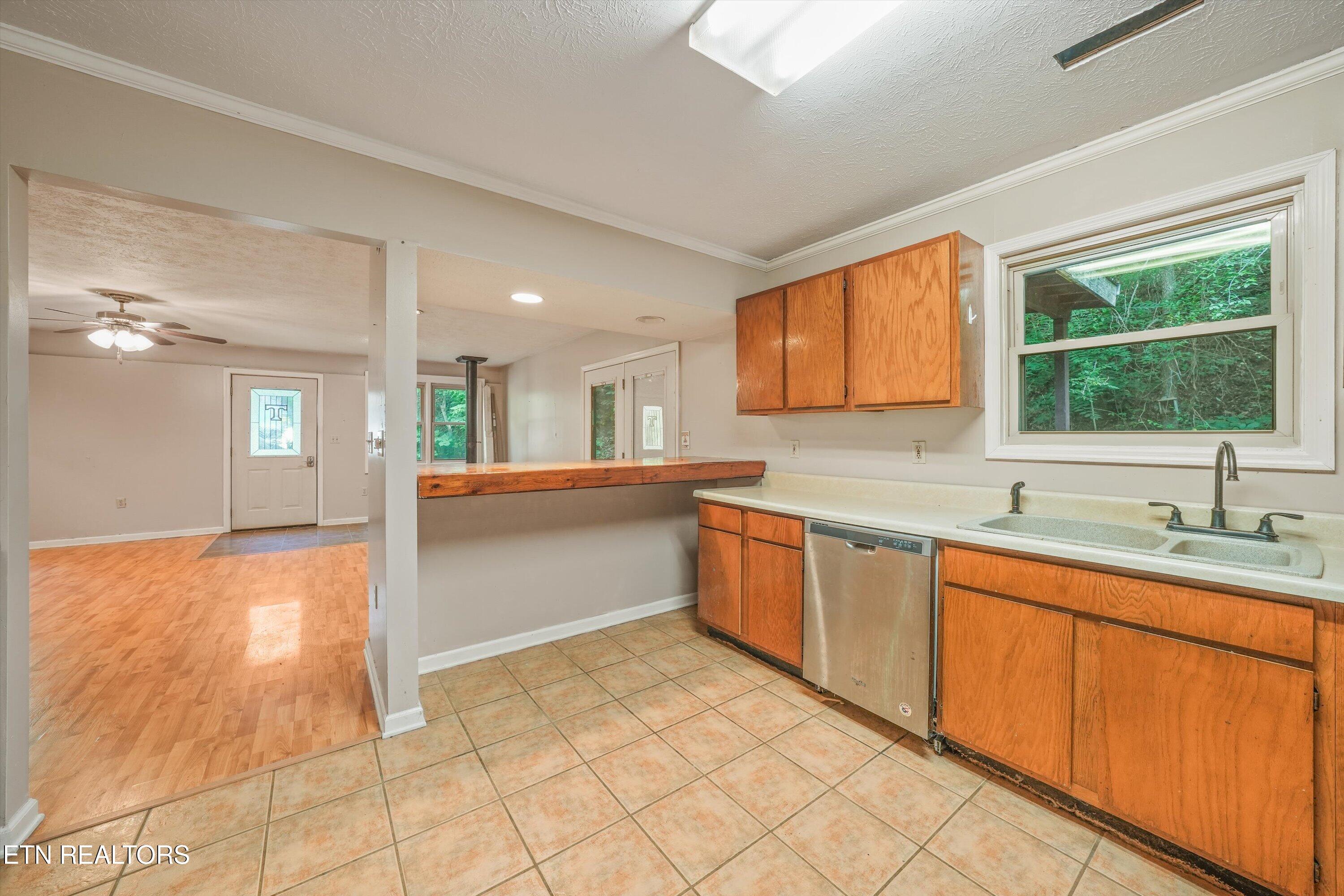 324 Whaley Way Sevierville TN 37876