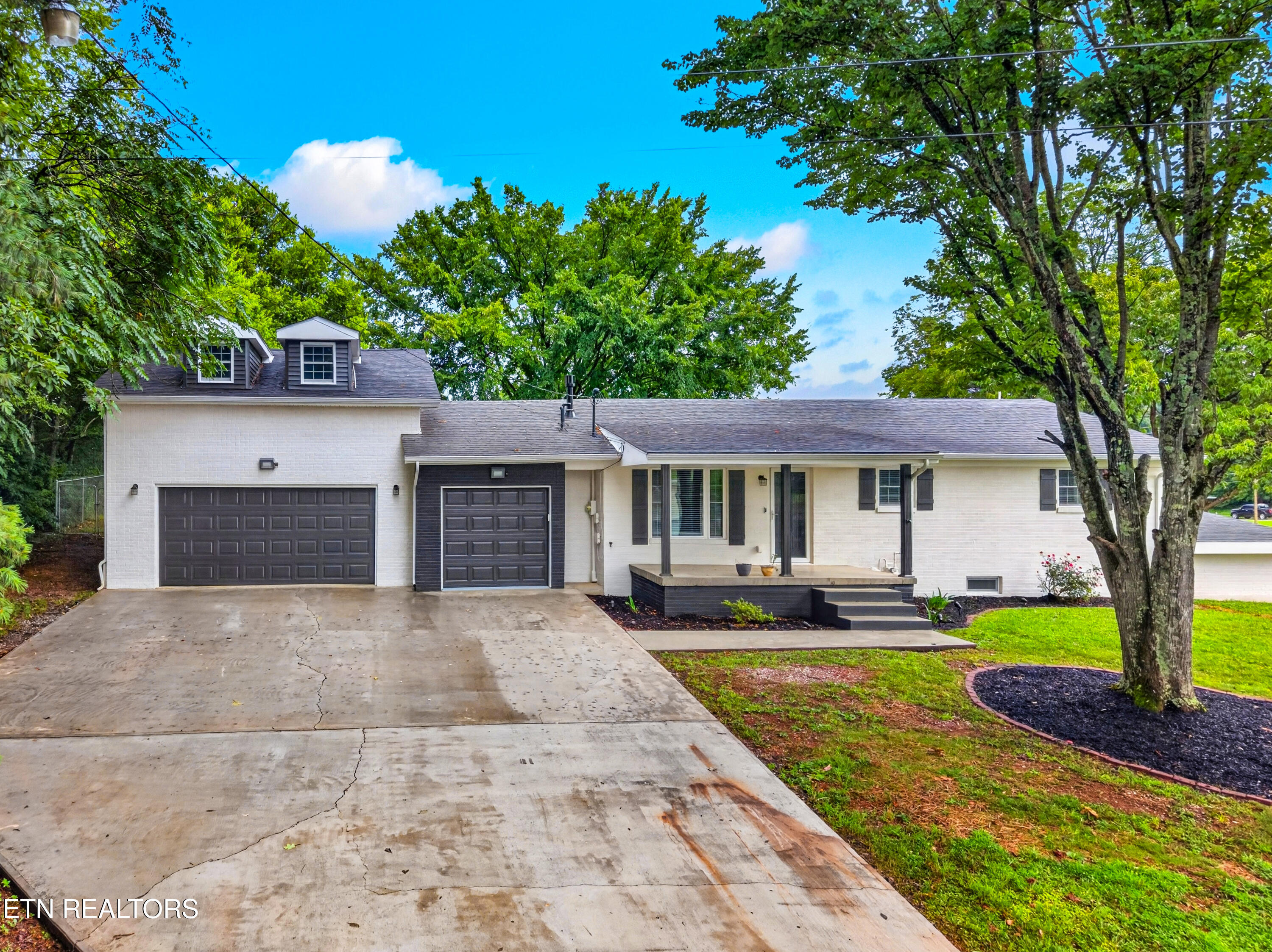 1712 Goddard Lane Dandridge TN 37725