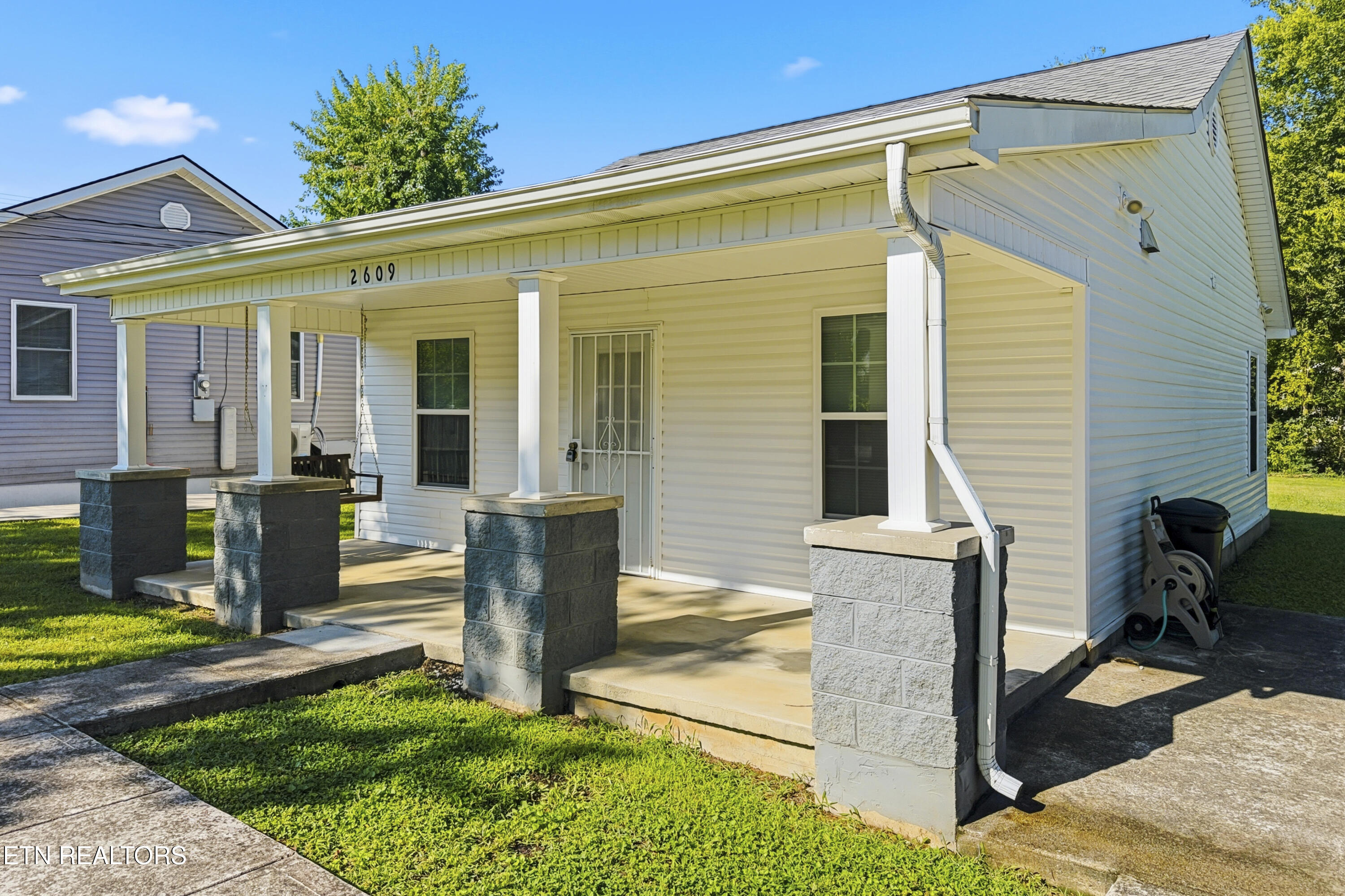 2609 NW Chillicothe St Street Knoxville TN 37921