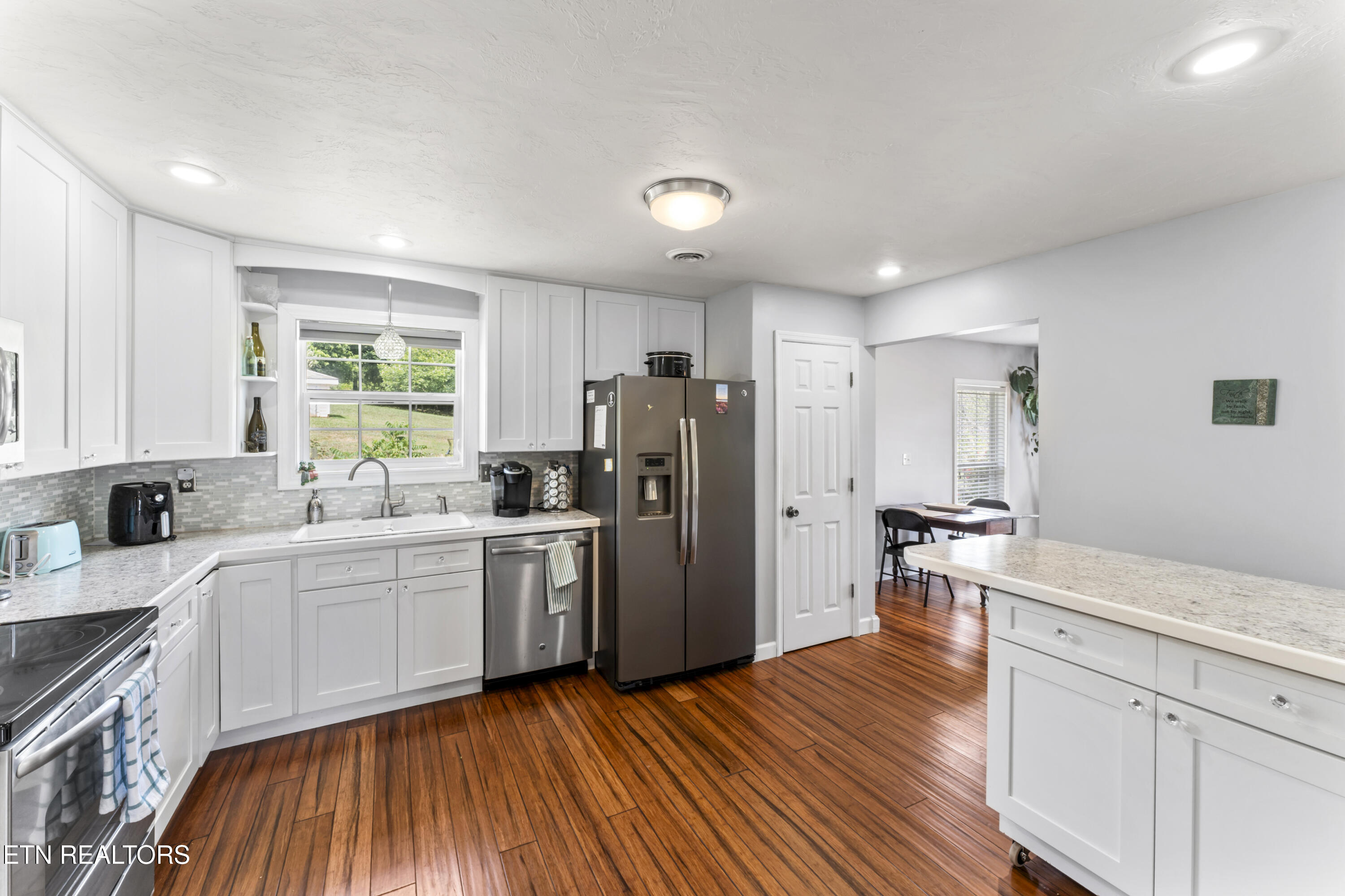 554 Briggs Road Dandridge TN 37725