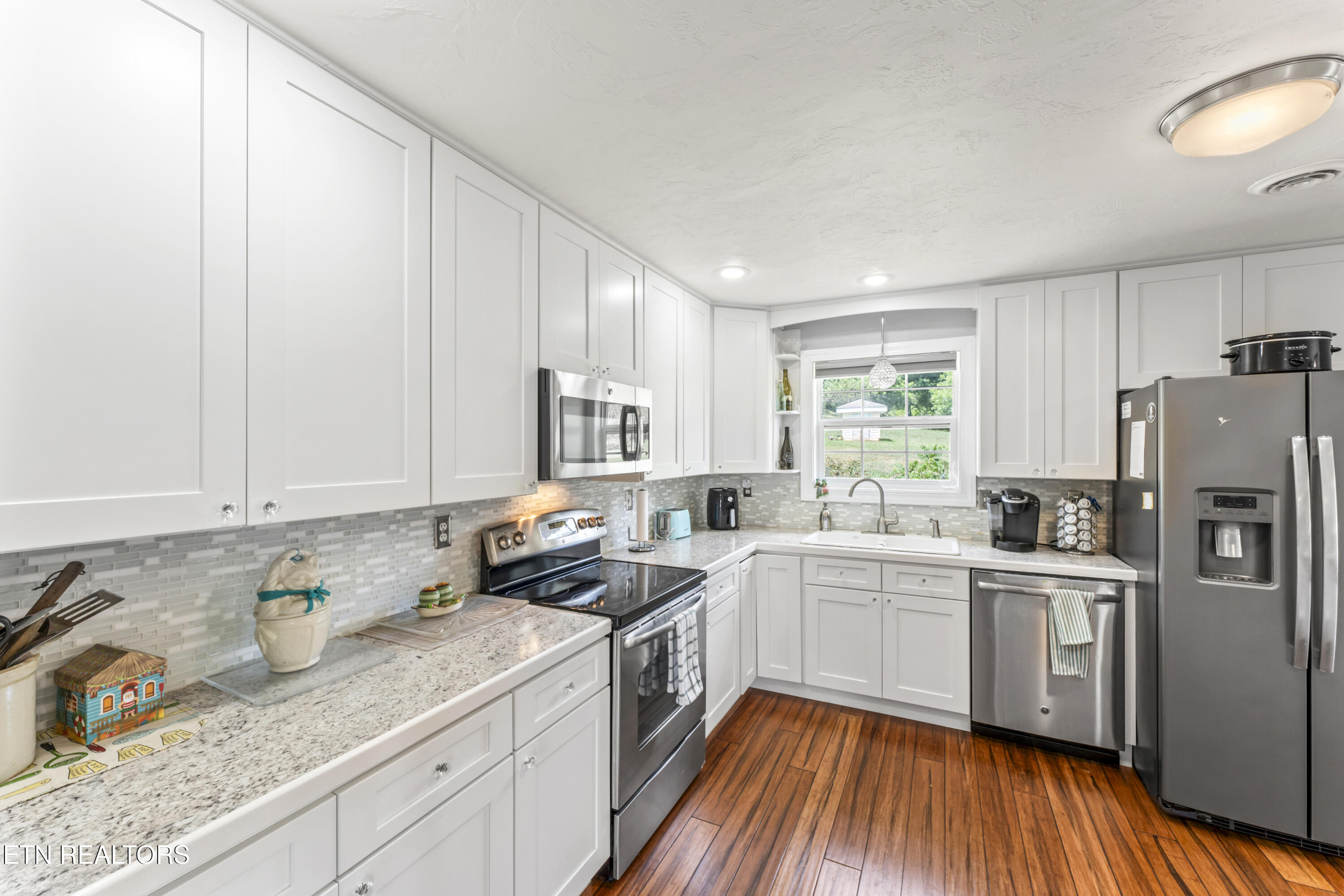 554 Briggs Road Dandridge TN 37725