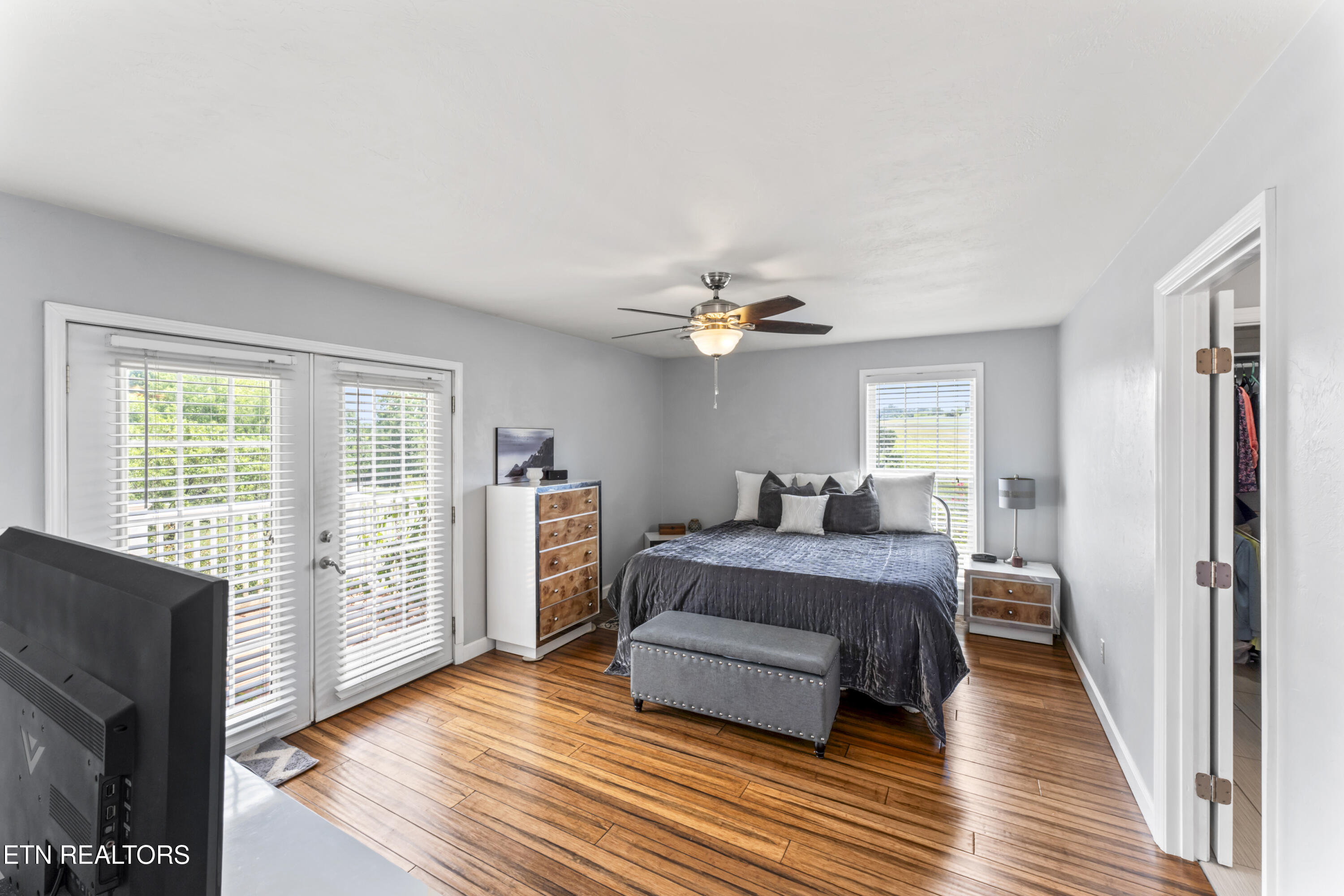 554 Briggs Road Dandridge TN 37725