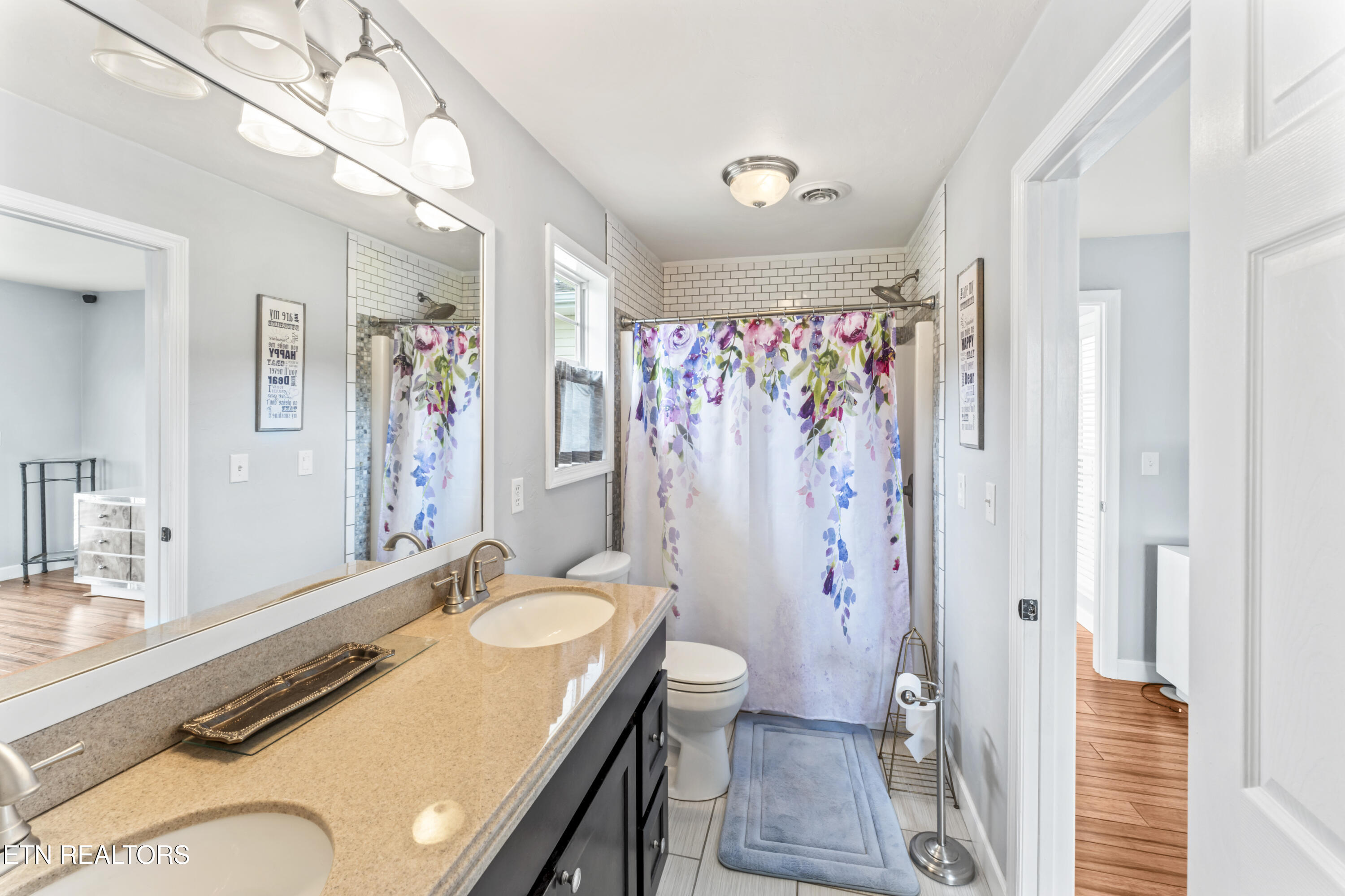 554 Briggs Road Dandridge TN 37725