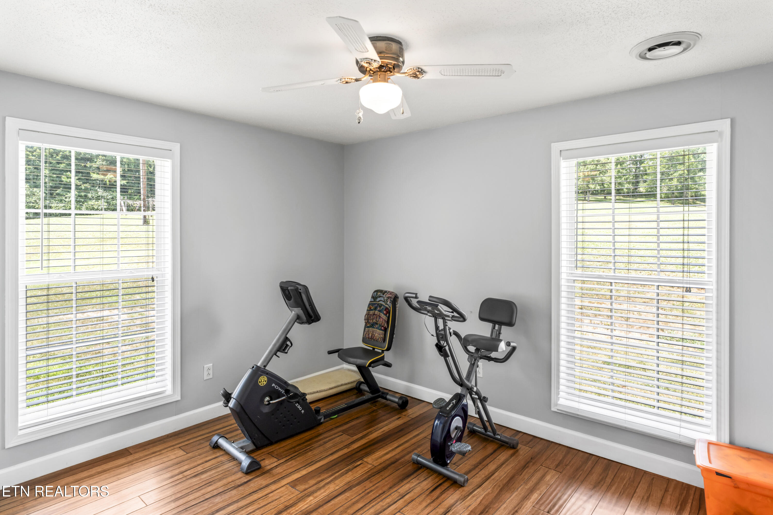 554 Briggs Road Dandridge TN 37725