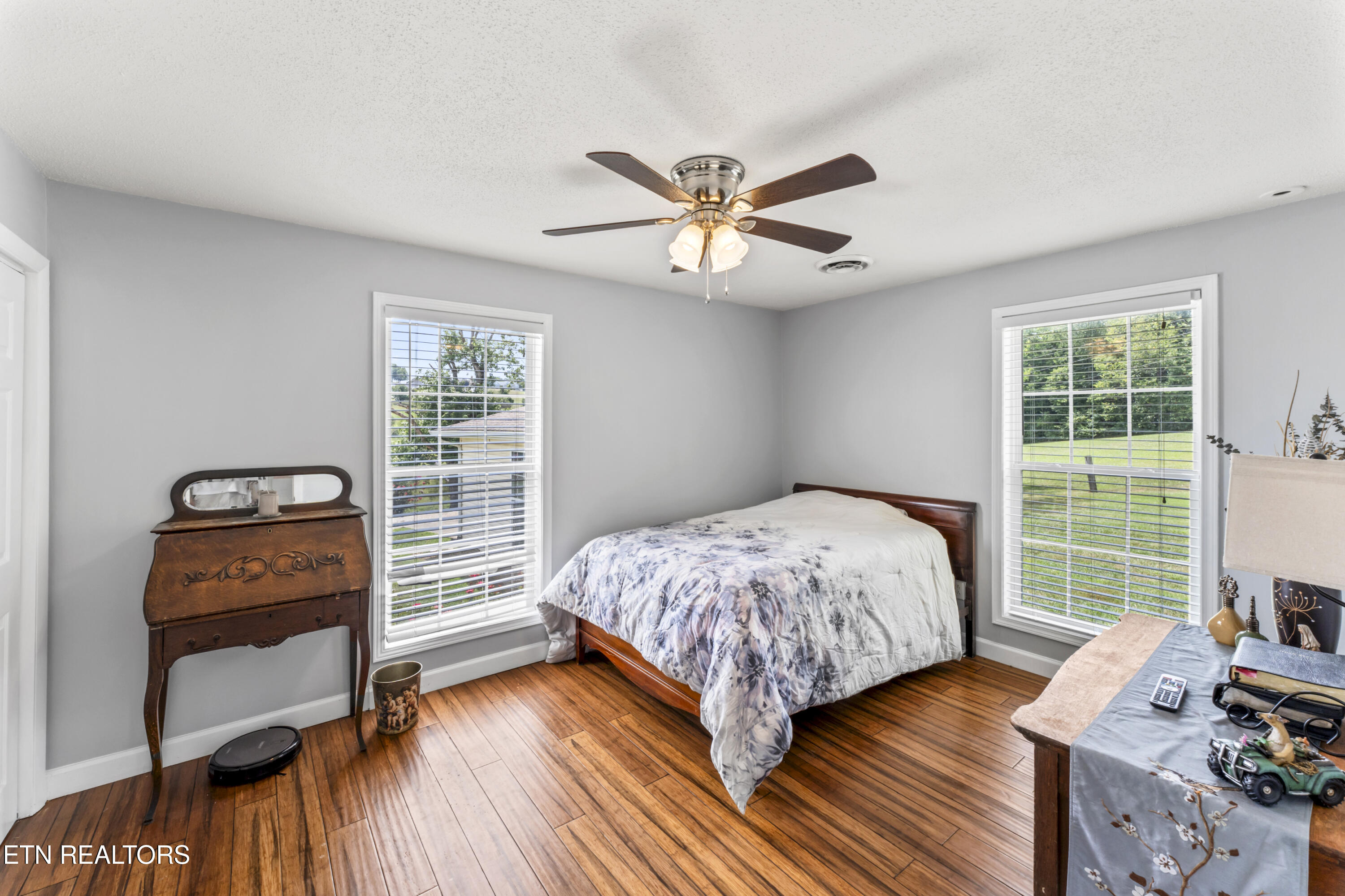 554 Briggs Road Dandridge TN 37725