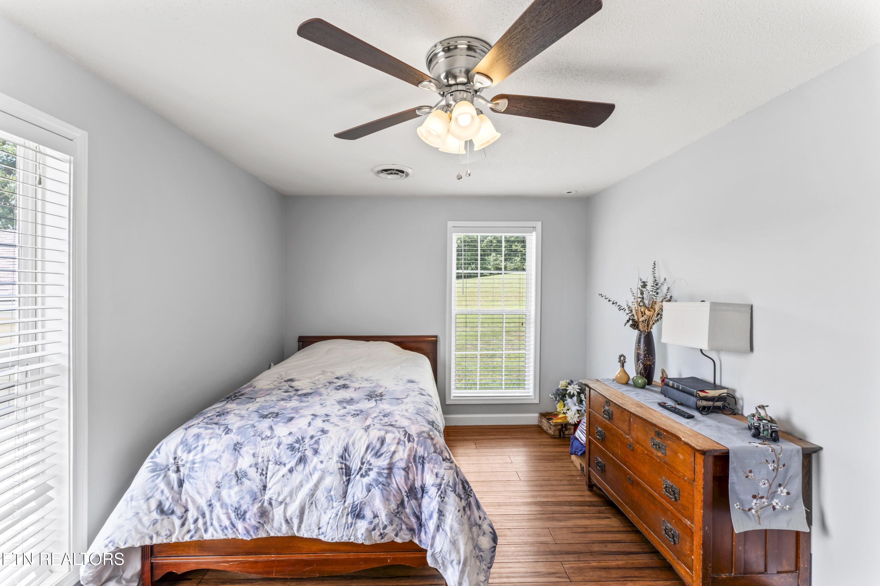 554 Briggs Road Dandridge TN 37725