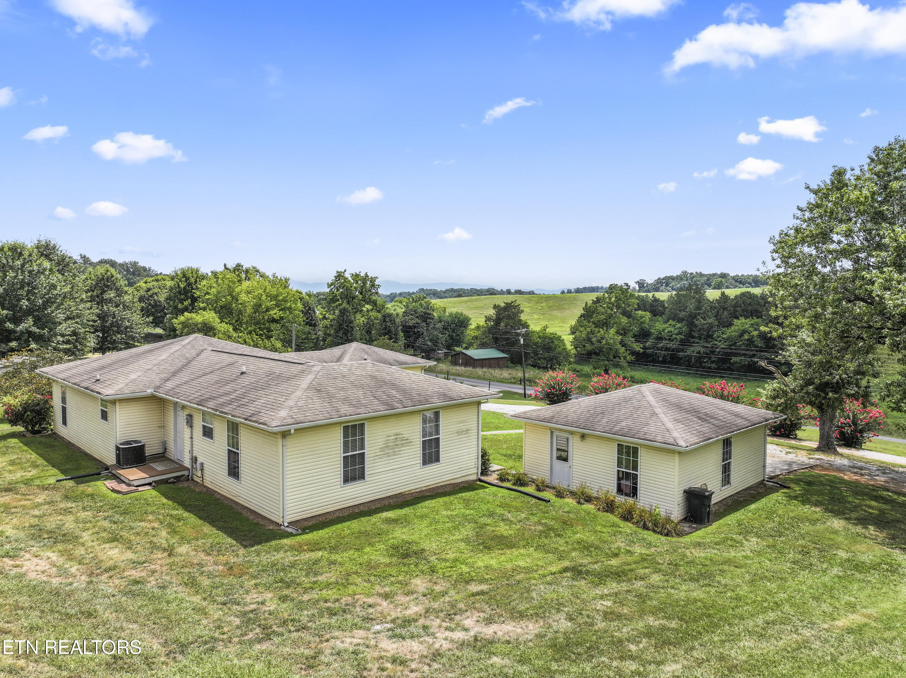 554 Briggs Road Dandridge TN 37725