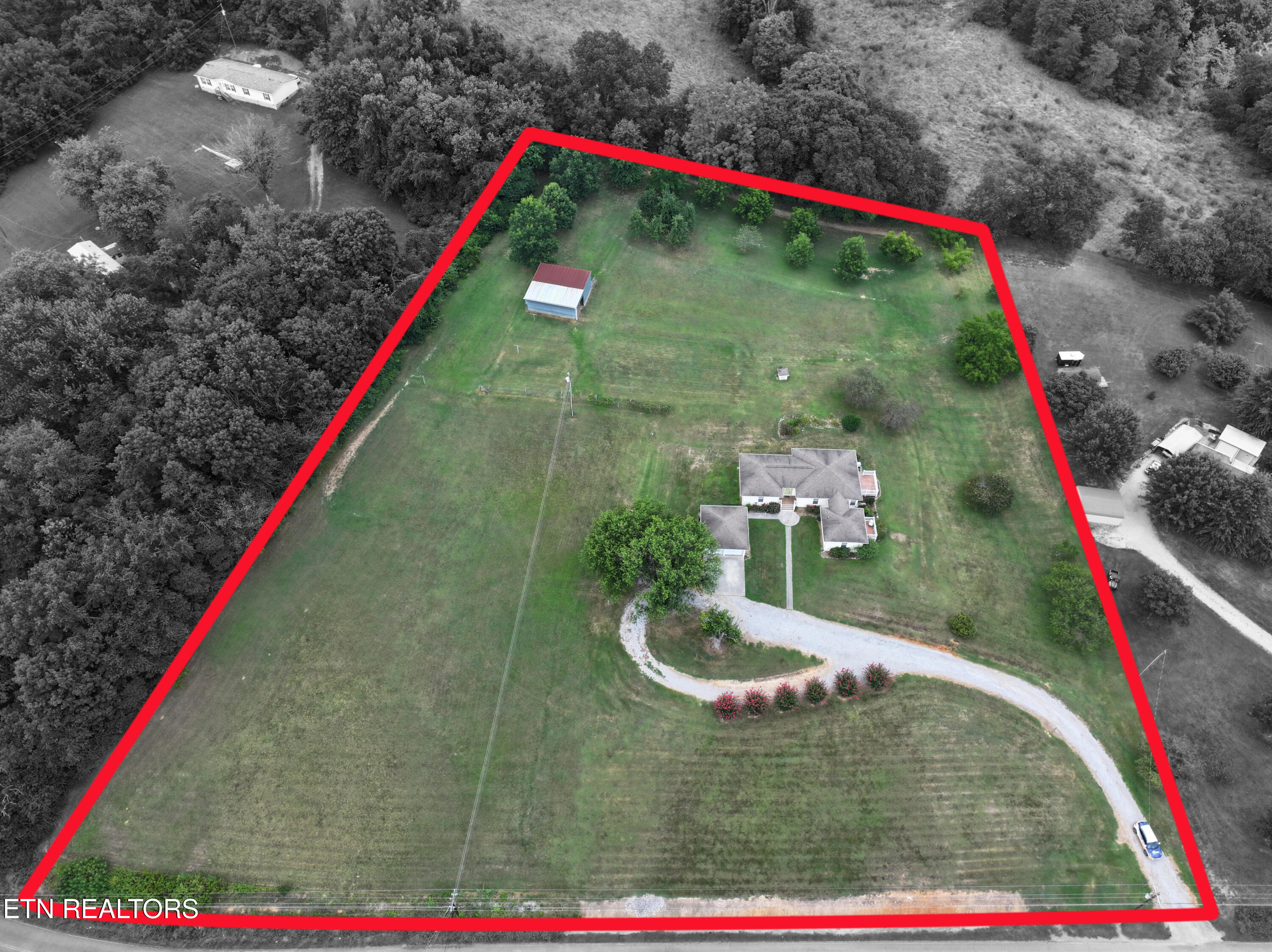554 Briggs Road Dandridge TN 37725