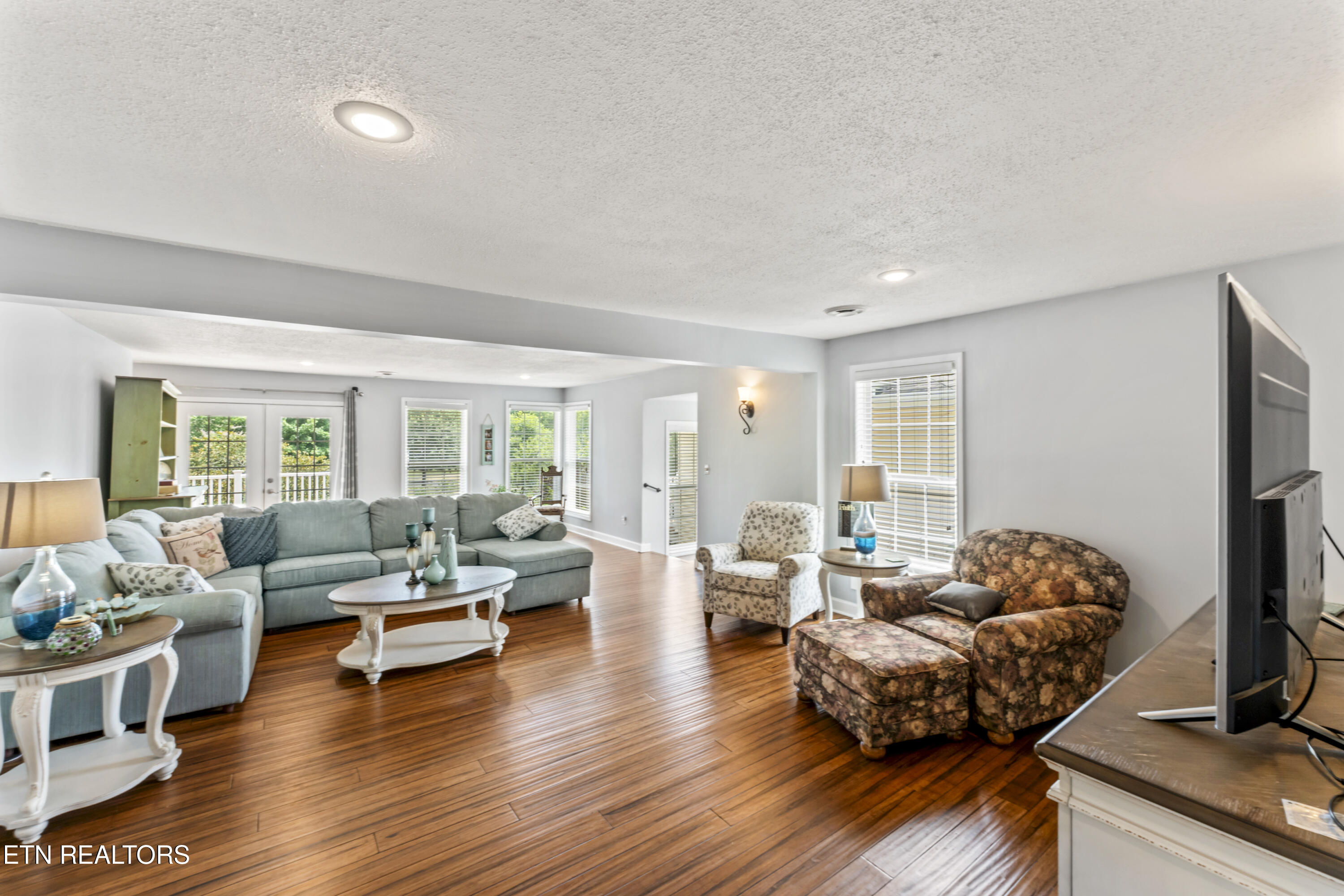 554 Briggs Road Dandridge TN 37725