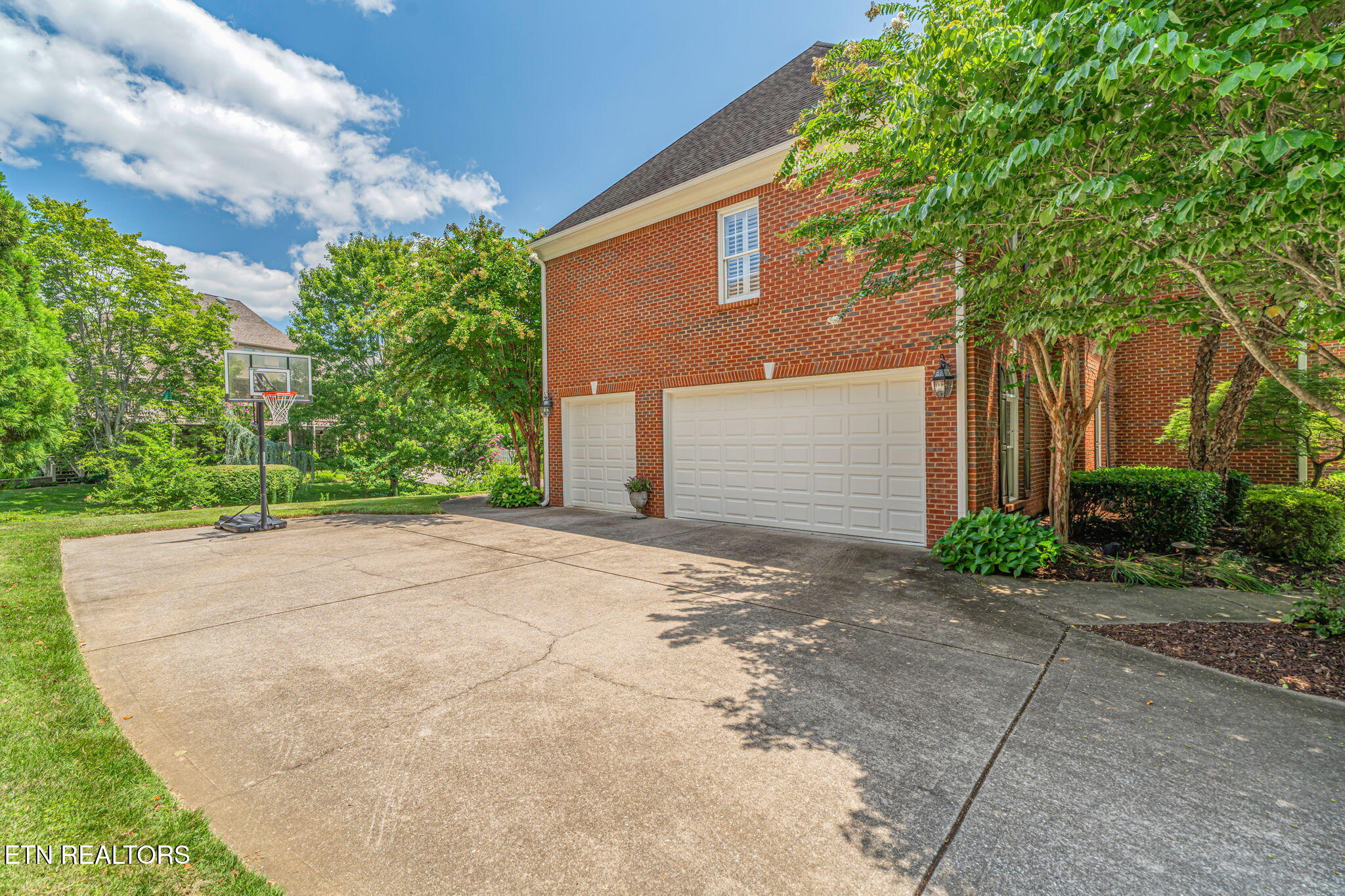 1840 Regents Park Road Knoxville TN 37922