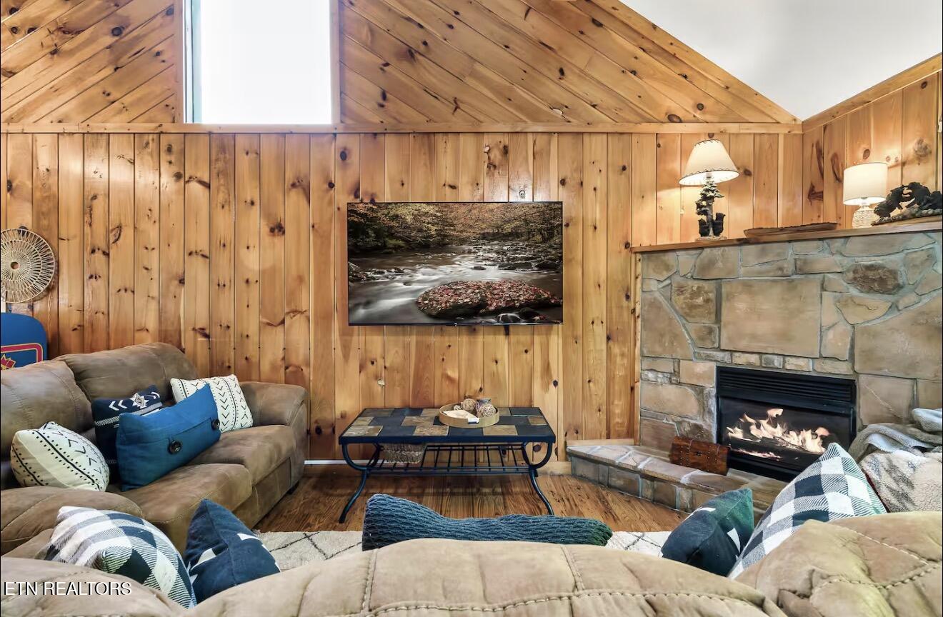 502 Hideaway Ridge Circle Sevierville TN 37862