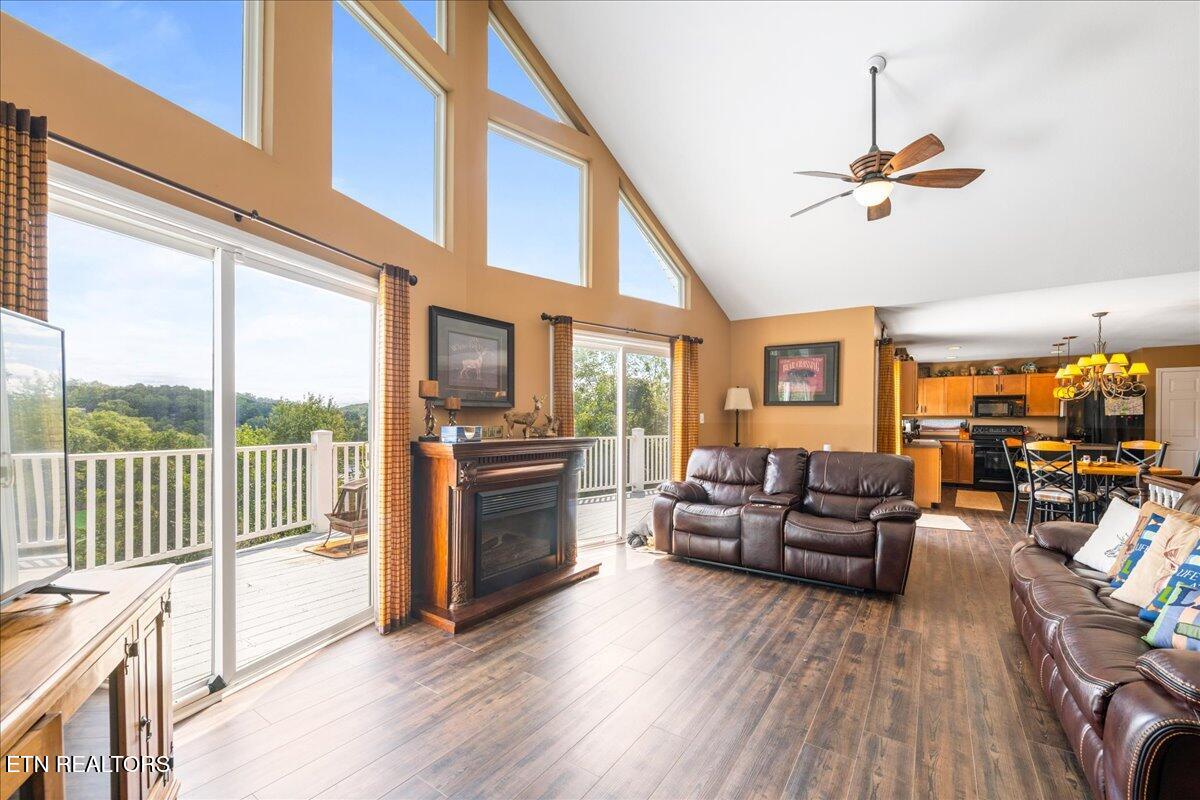 309 Alder Shore Lane Lafollette TN 37766