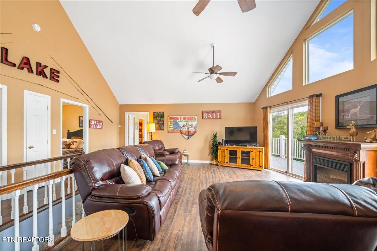 309 Alder Shore Lane Lafollette TN 37766