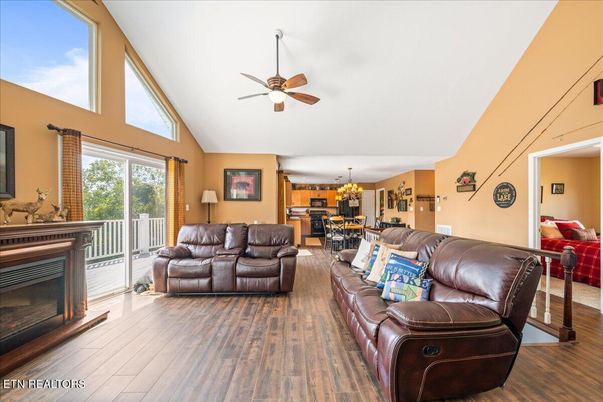 309 Alder Shore Lane Lafollette TN 37766