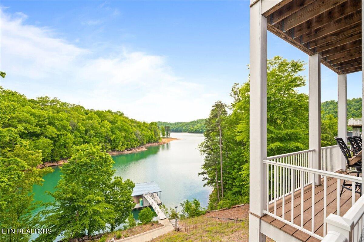 207 Cameron Loop Lane Lafollette TN 37766
