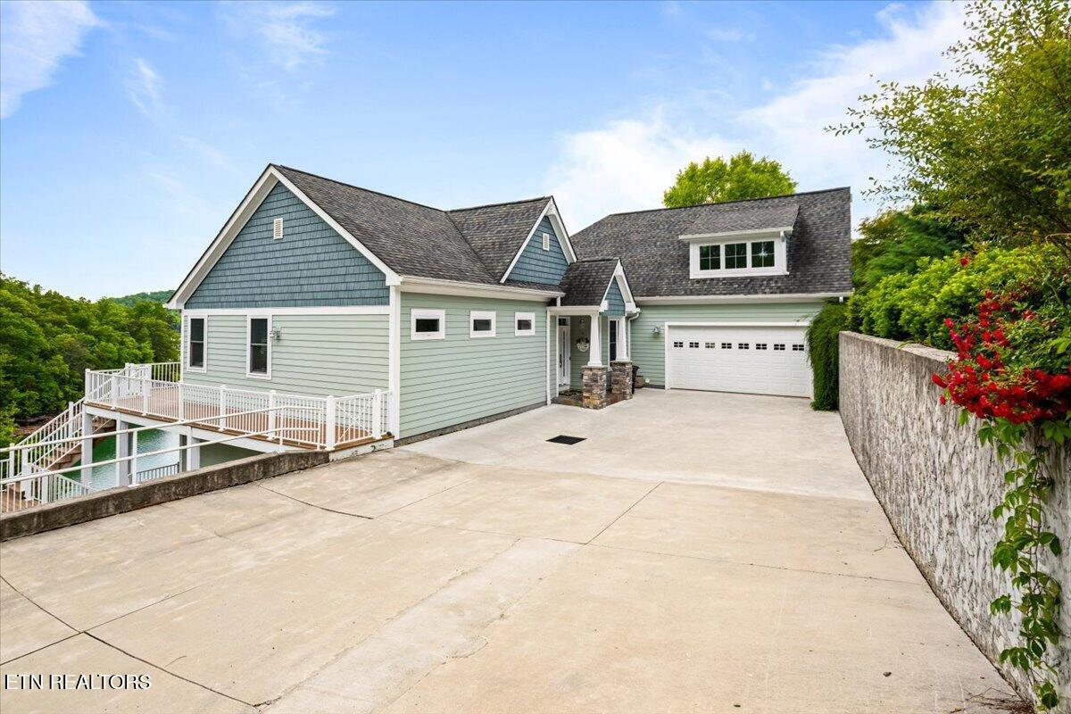 207 Cameron Loop Lane Lafollette TN 37766