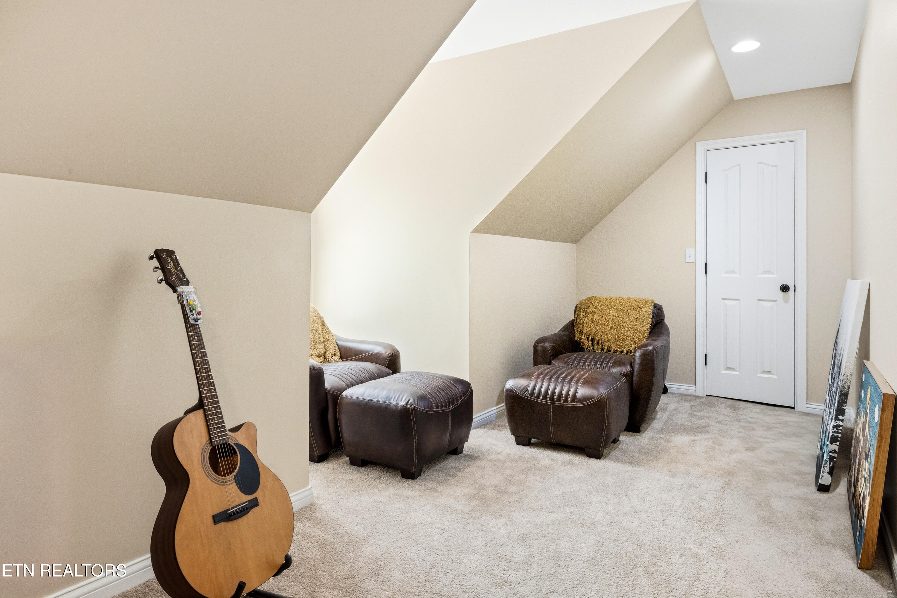 109 Red Grouse Drive Lenoir City TN 37772