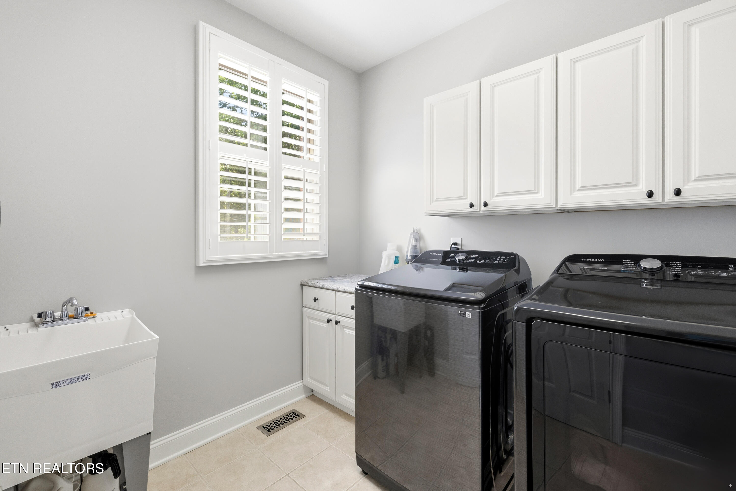 109 Red Grouse Drive Lenoir City TN 37772