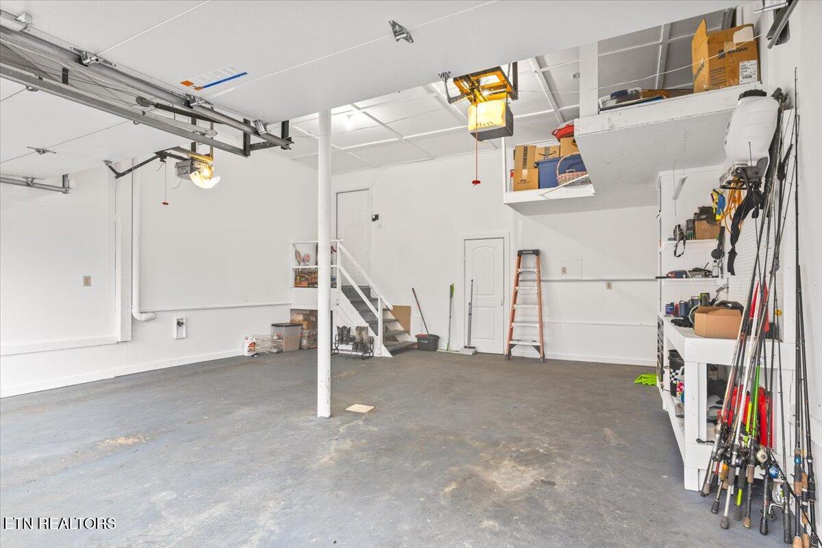125 Denise Drive Speedwell TN 37870