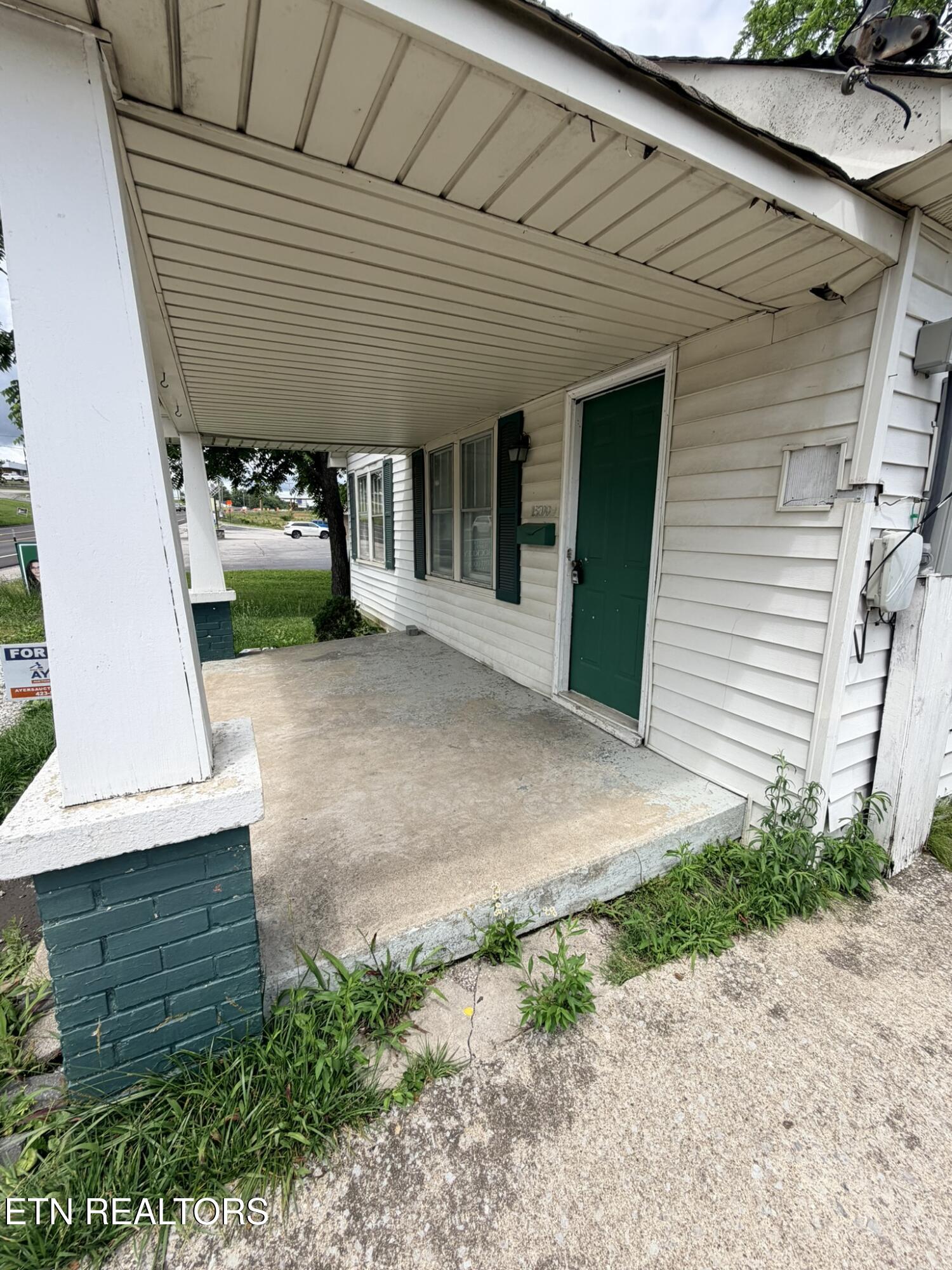 18700 Alberta Street Oneida TN 37841