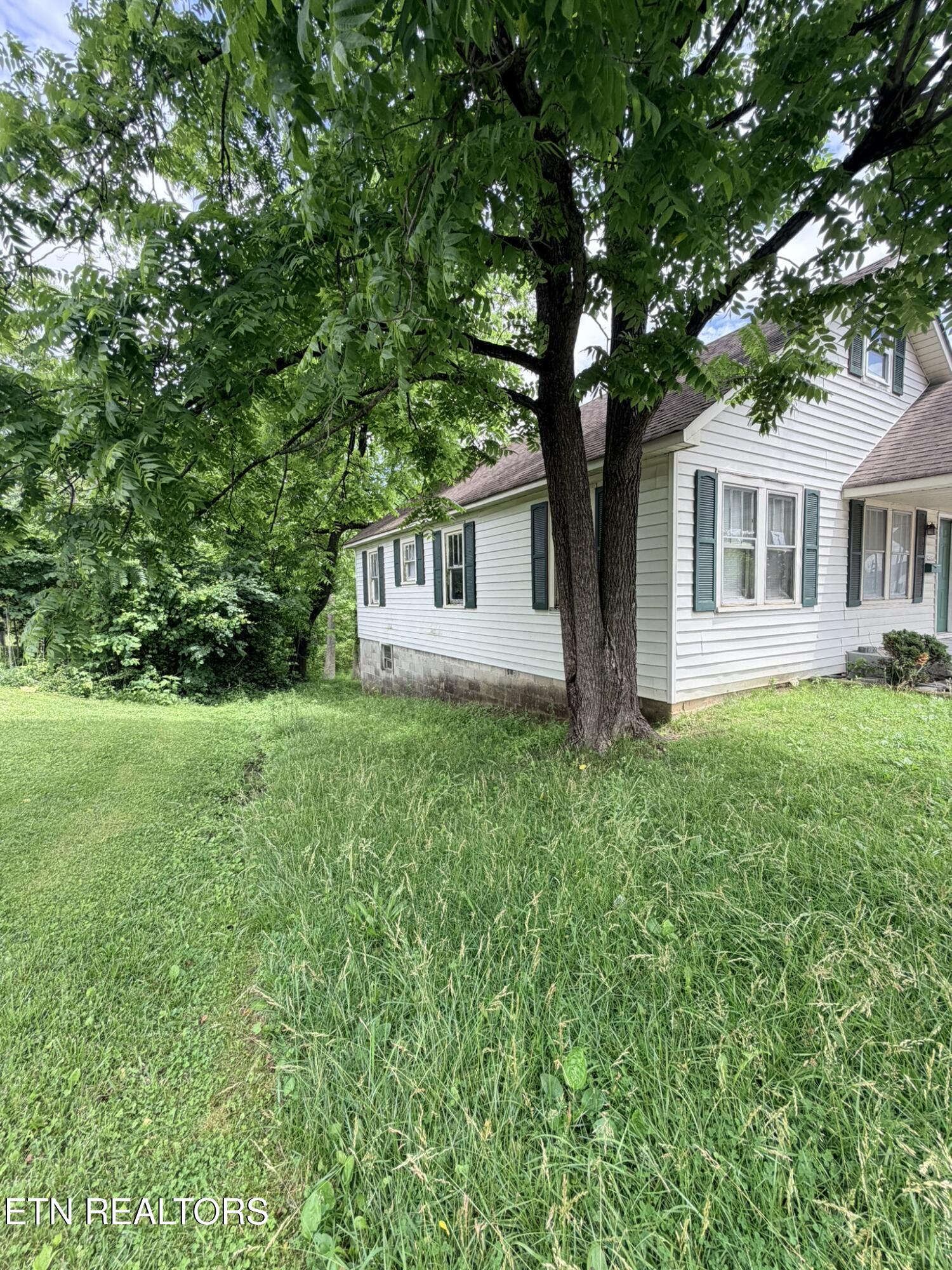 18700 Alberta Street Oneida TN 37841
