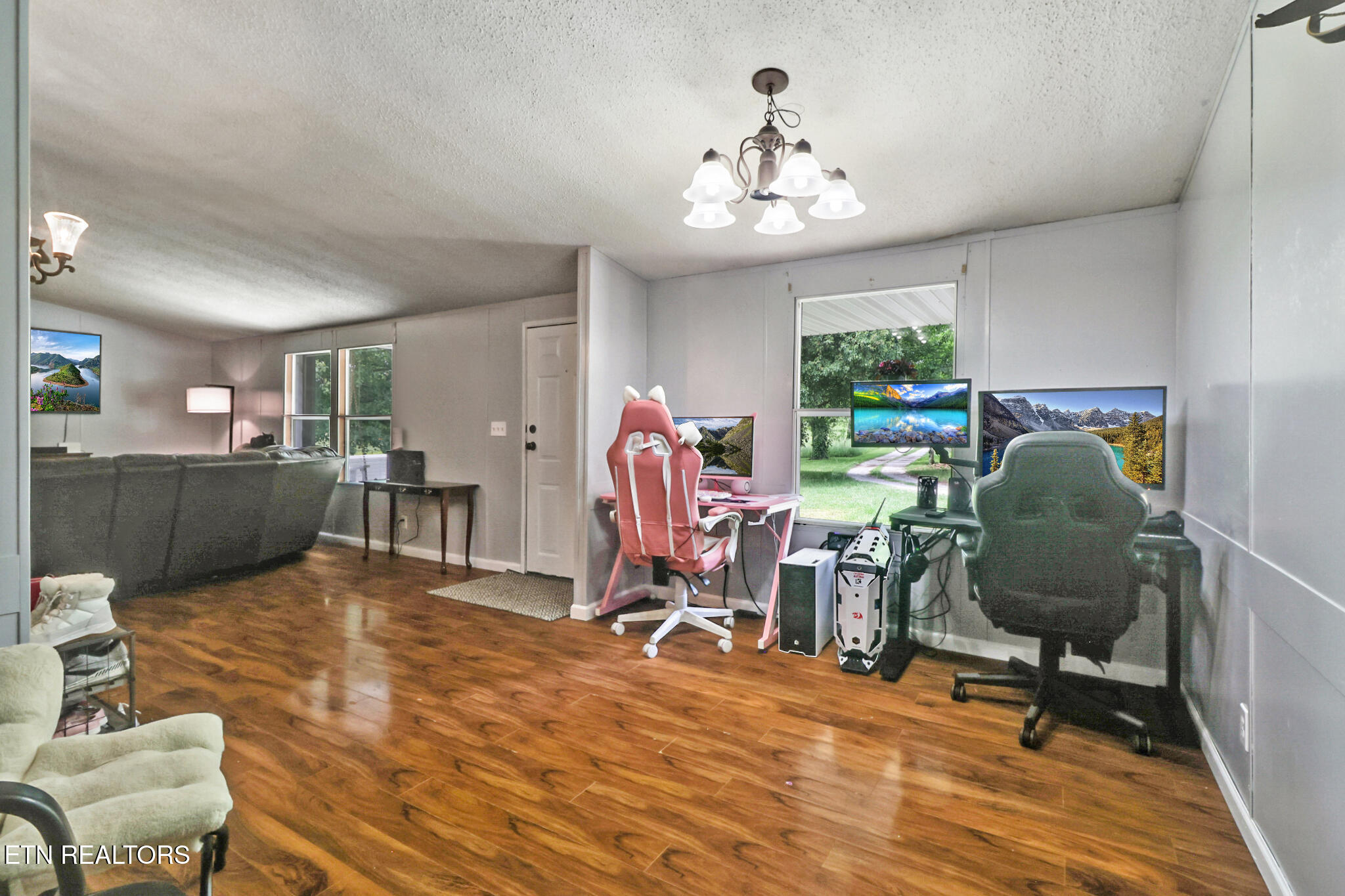 60 Greenview Lane Crossville TN 38571