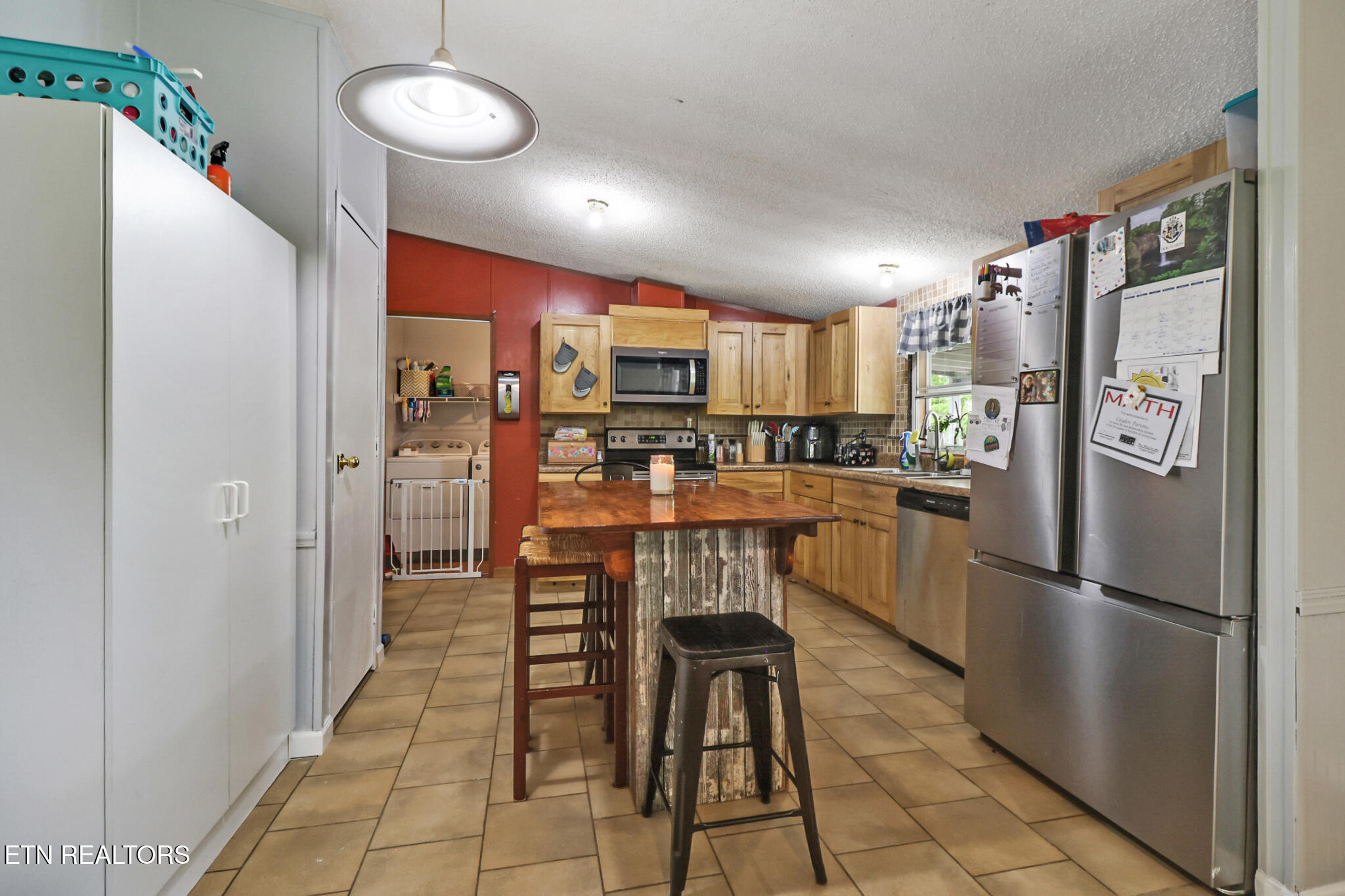 60 Greenview Lane Crossville TN 38571