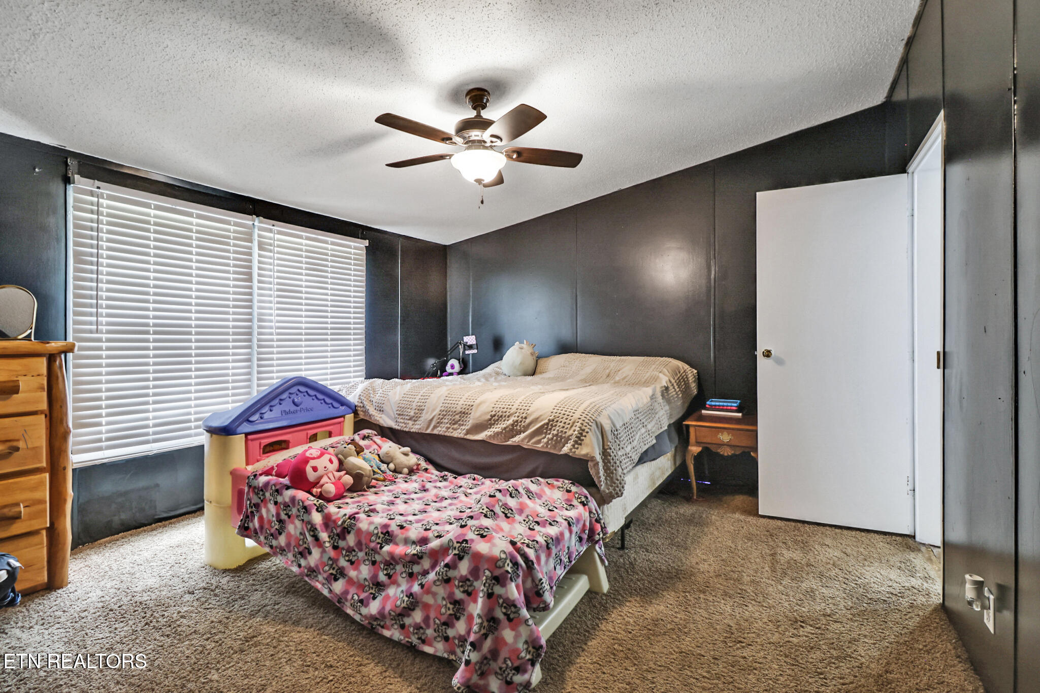 60 Greenview Lane Crossville TN 38571