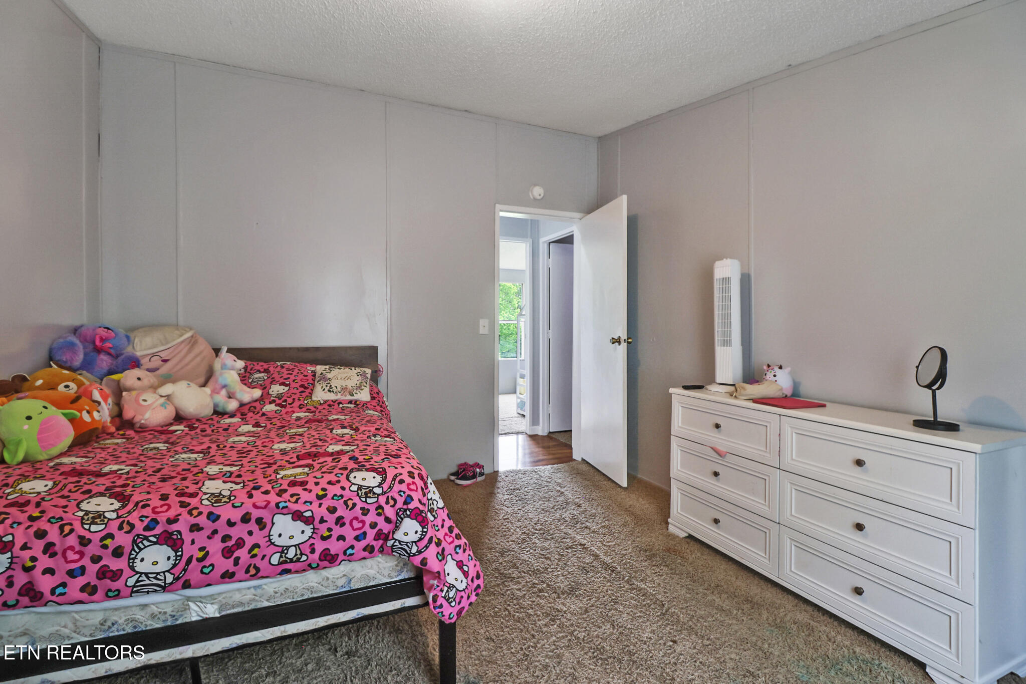 60 Greenview Lane Crossville TN 38571