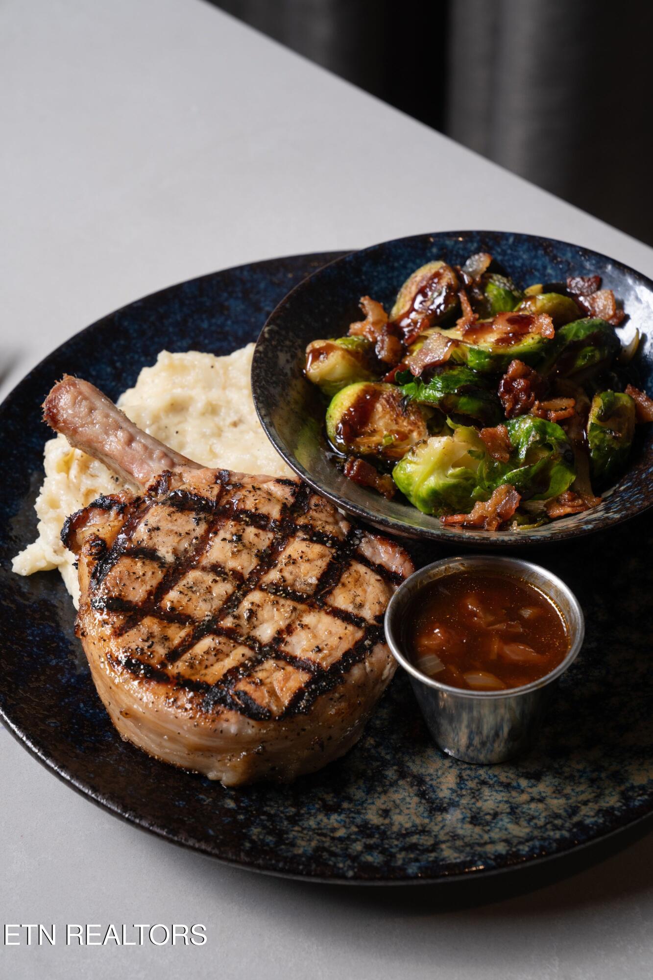 105 Cozy Manor Way Clinton TN 37716