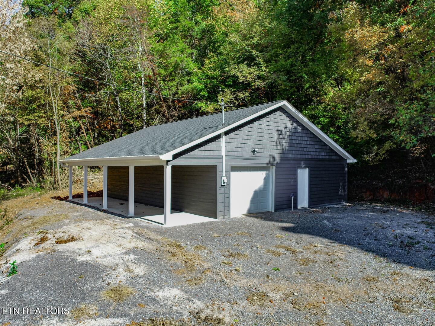 Par. 28.09 Piney Mtn. Road Newport TN 37821