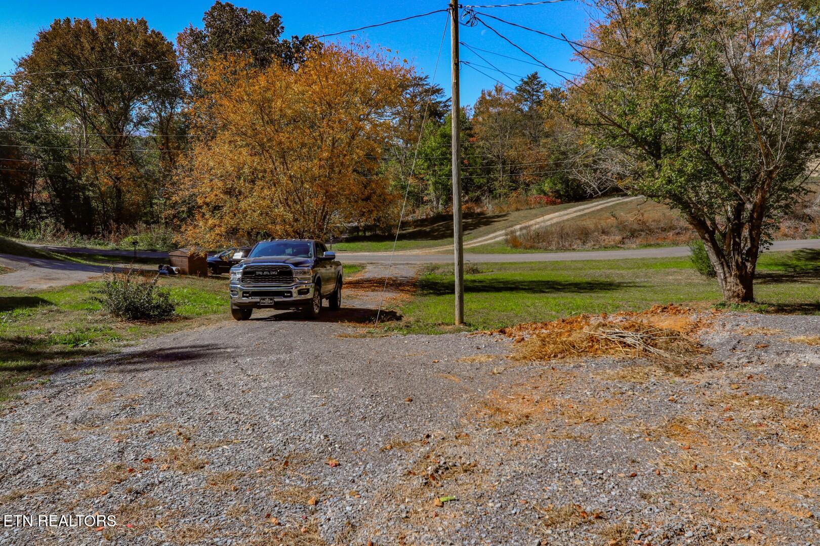 Par. 28.09 Piney Mtn. Road Newport TN 37821