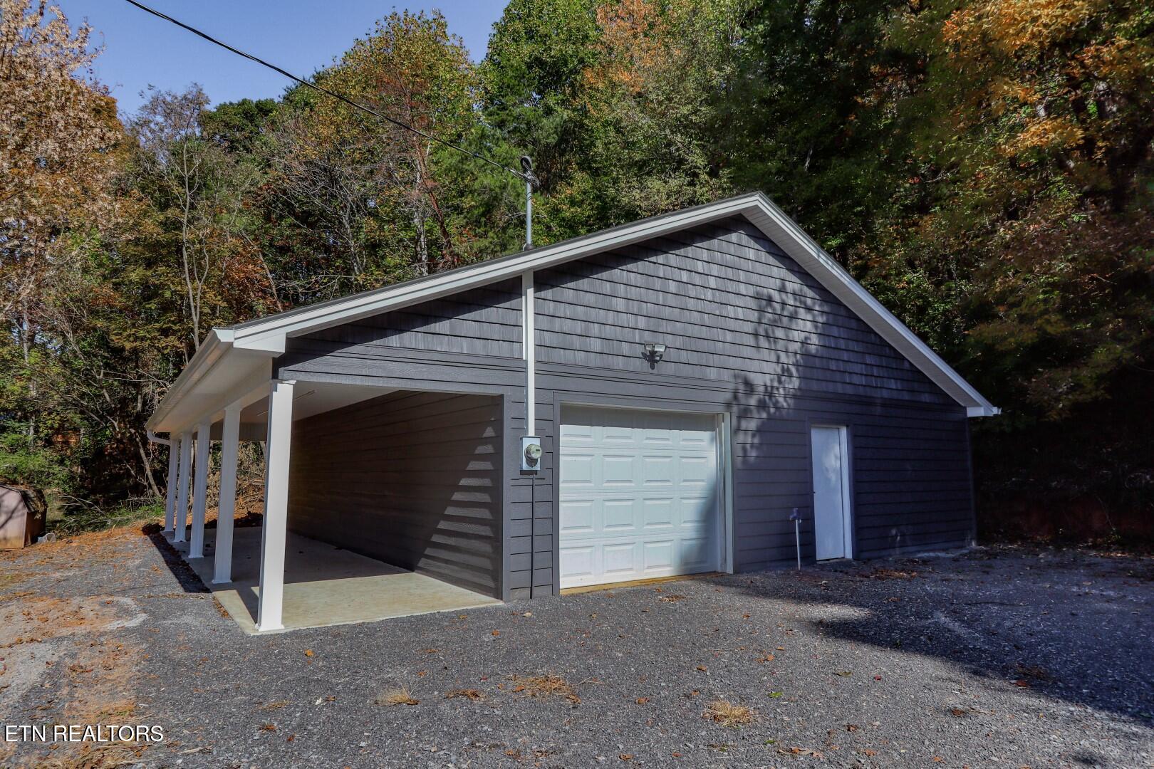 Par. 28.09 Piney Mtn. Road Newport TN 37821