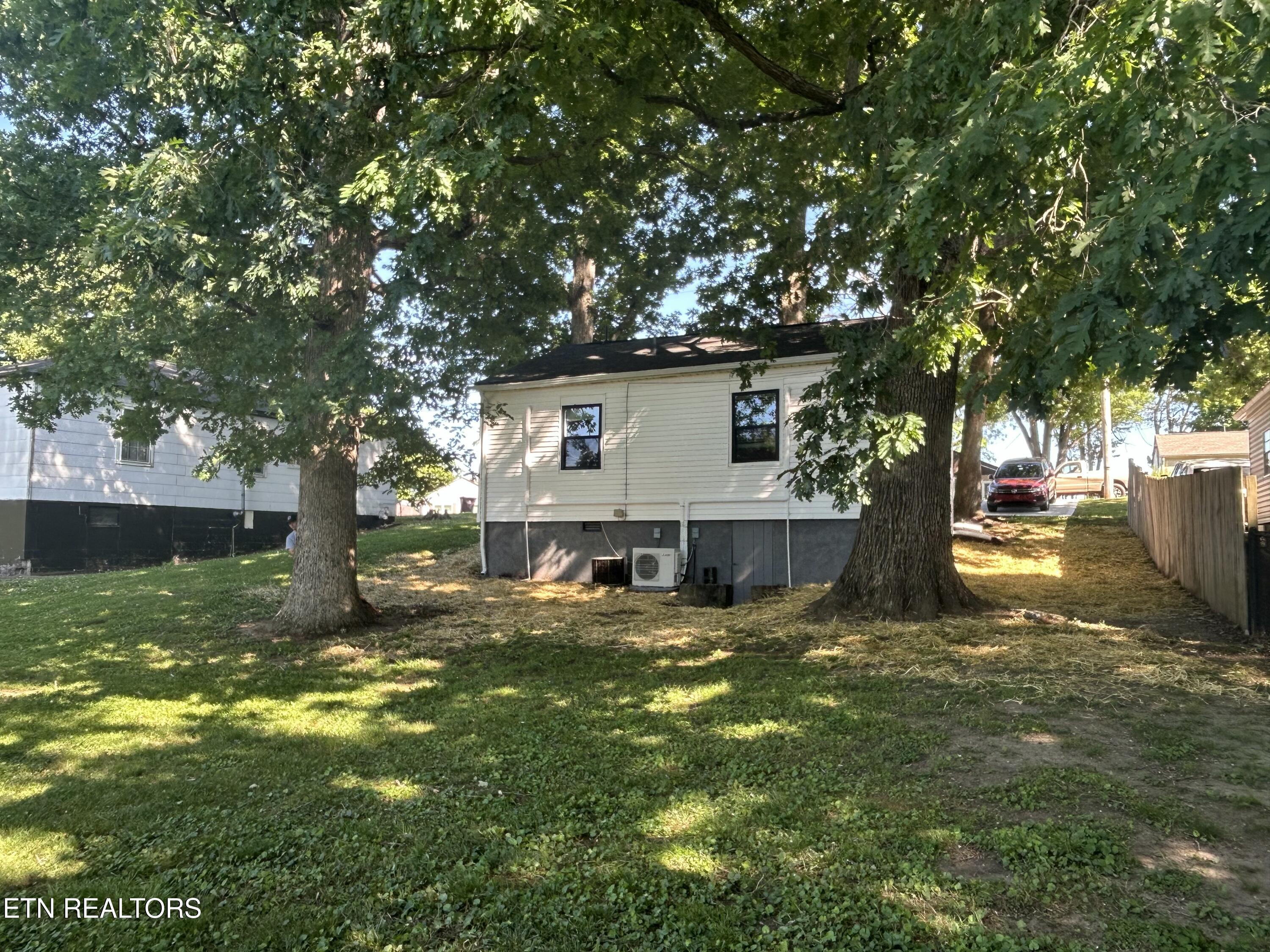 933 Cherry Street Alcoa TN 37701