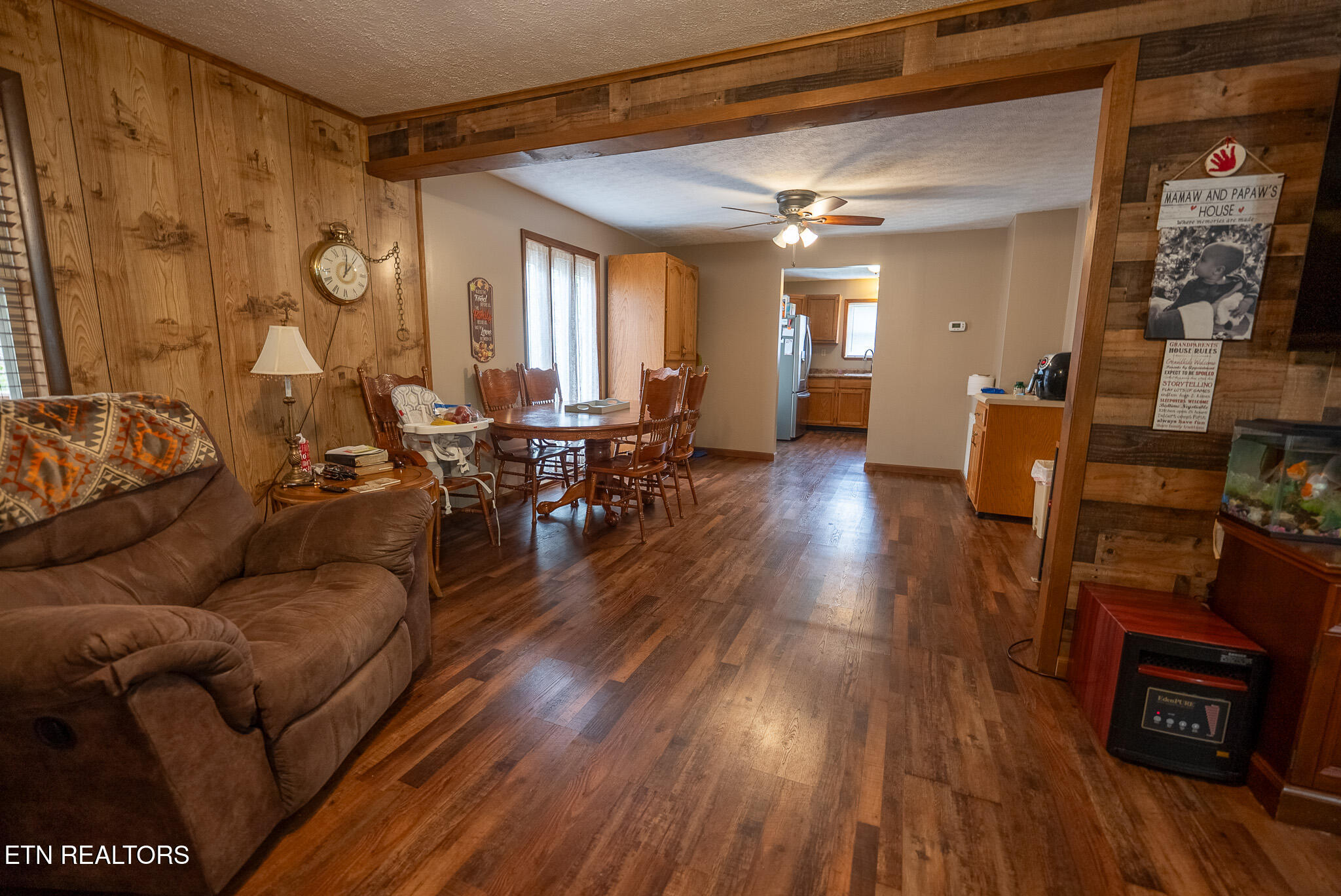 8651 Tazewell Highway Sneedville TN 37869