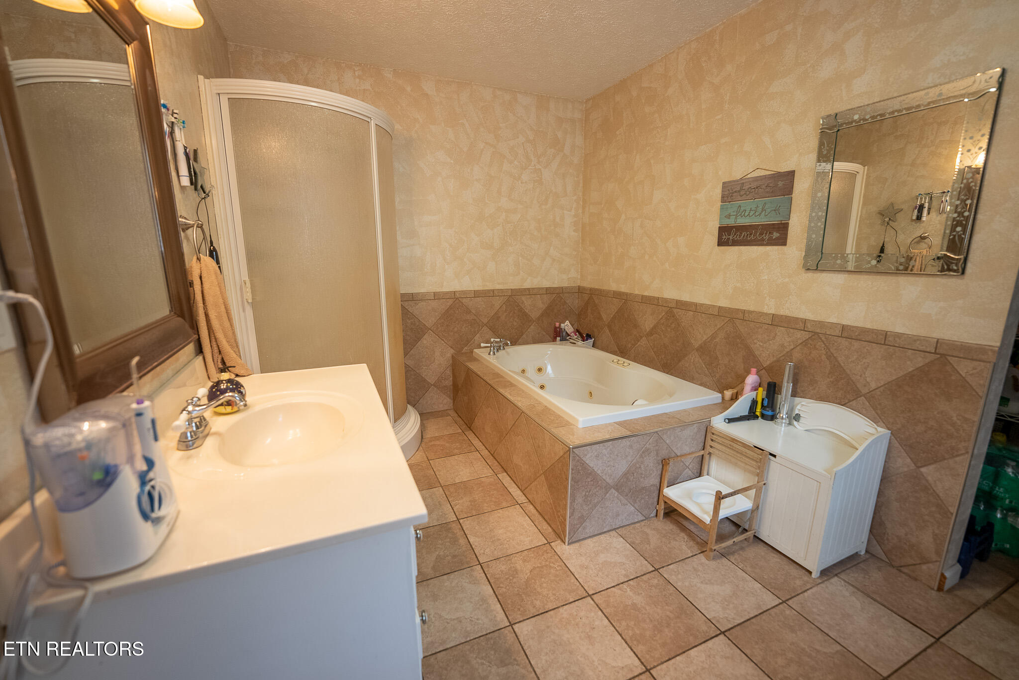 8651 Tazewell Highway Sneedville TN 37869