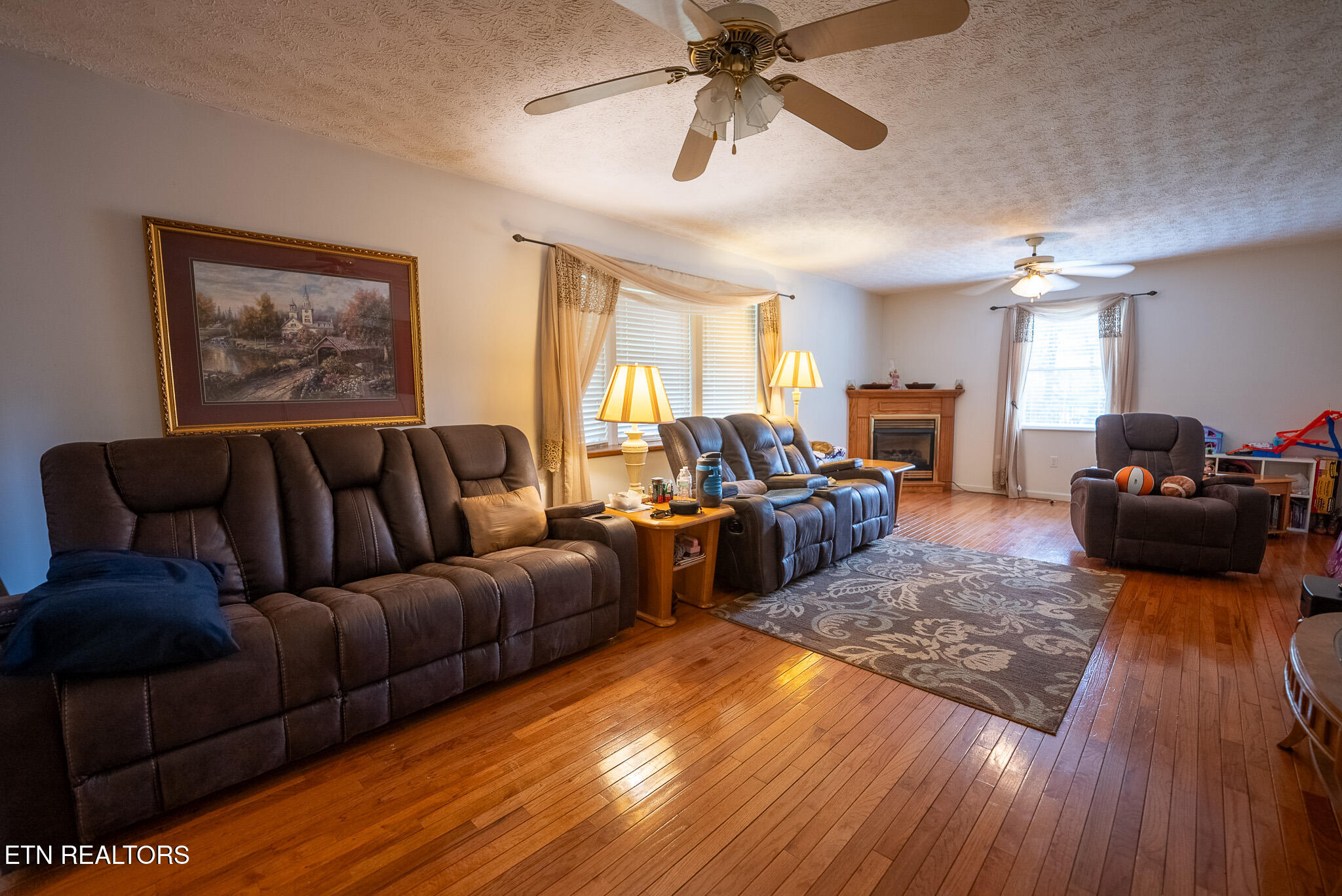 8651 Tazewell Highway Sneedville TN 37869