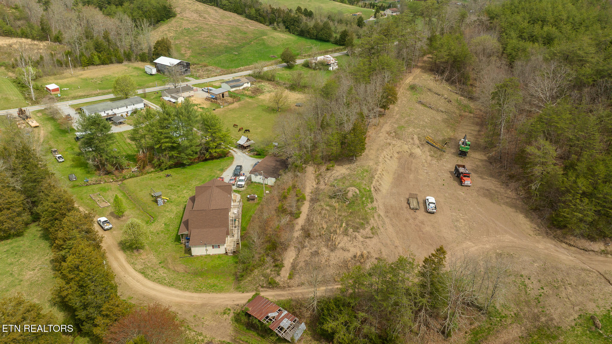 8651 Tazewell Highway Sneedville TN 37869