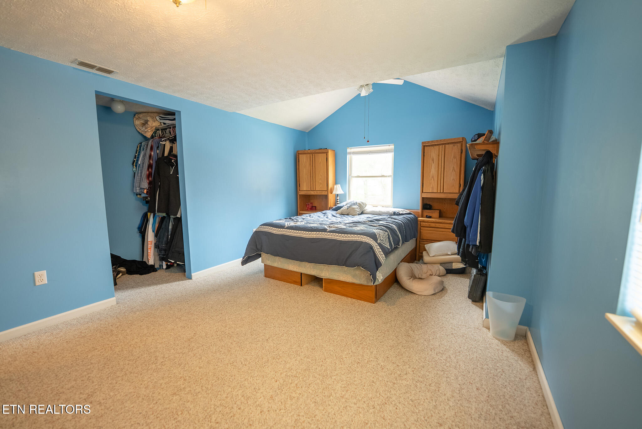 8651 Tazewell Highway Sneedville TN 37869
