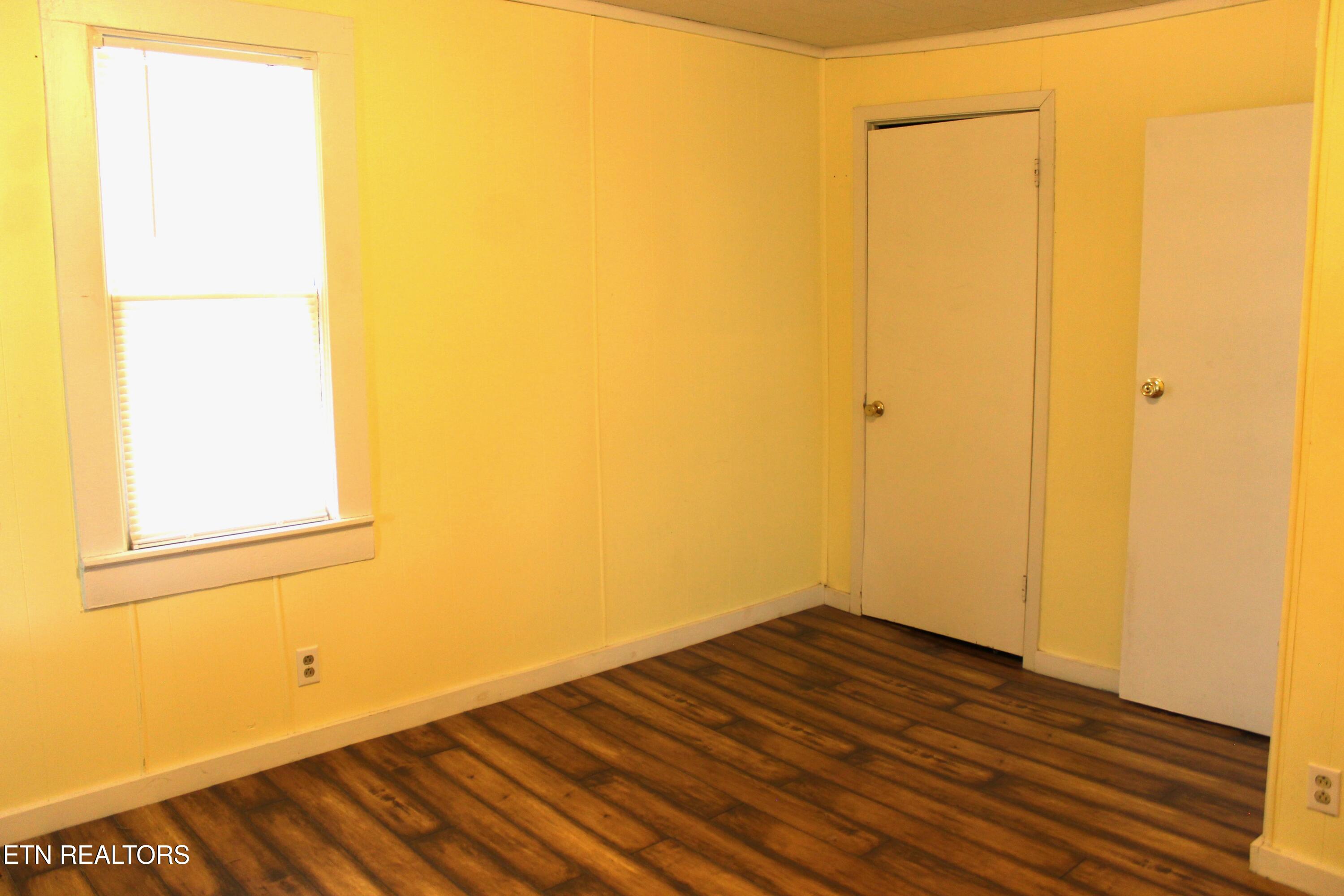 906 Cannon Avenue Sweetwater TN 37874
