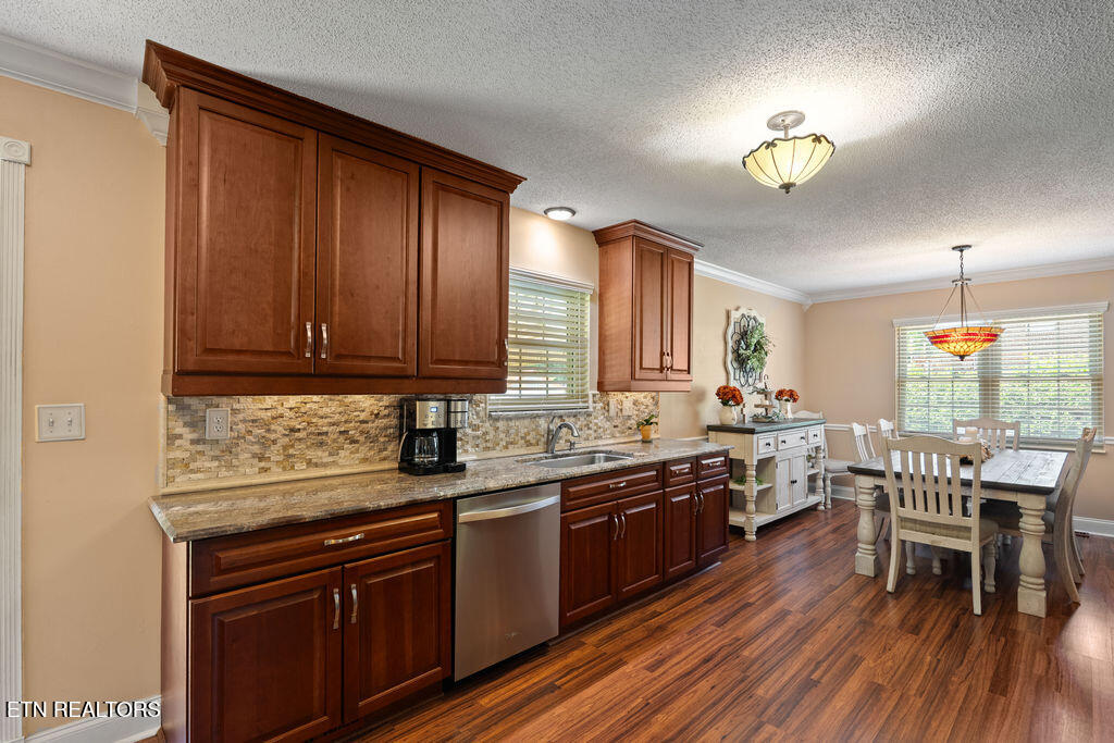 2404 Calloway Circle Lenoir City TN 37772
