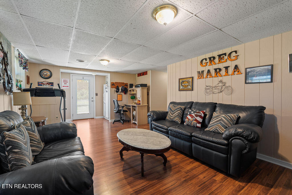 2404 Calloway Circle Lenoir City TN 37772