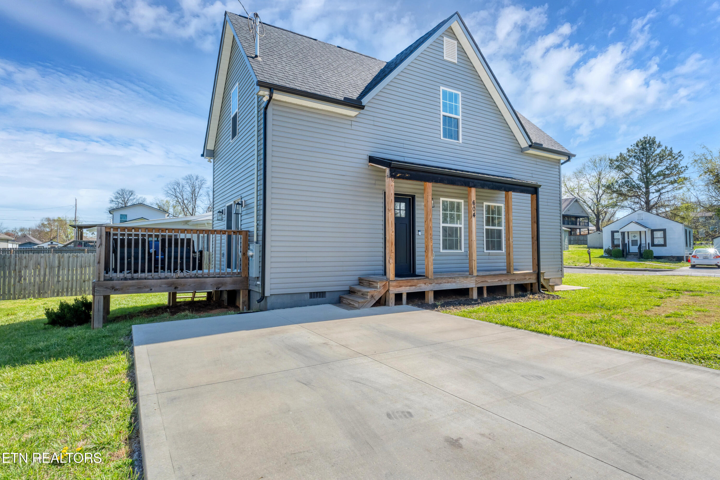 604 Middle Street Maryville TN 37804