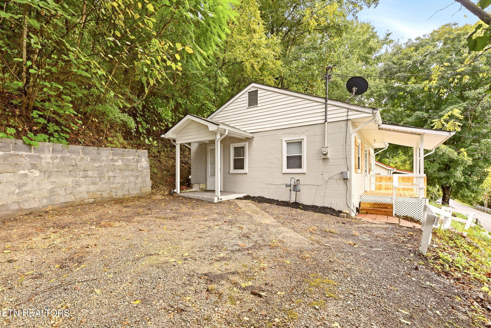 517 Cherry Street Lafollette TN 37766