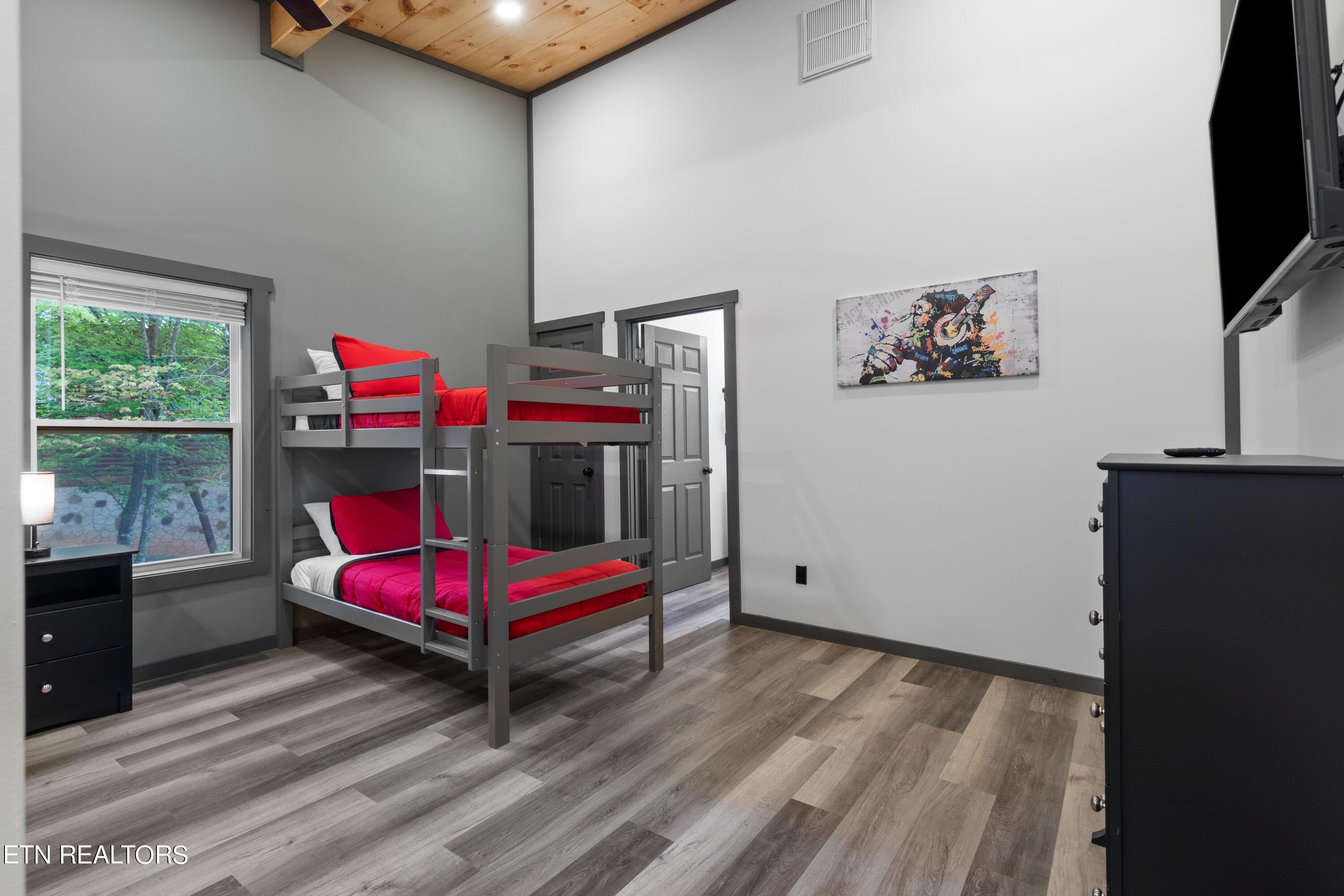 1517 Silver Poplar Lane Sevierville TN 37876