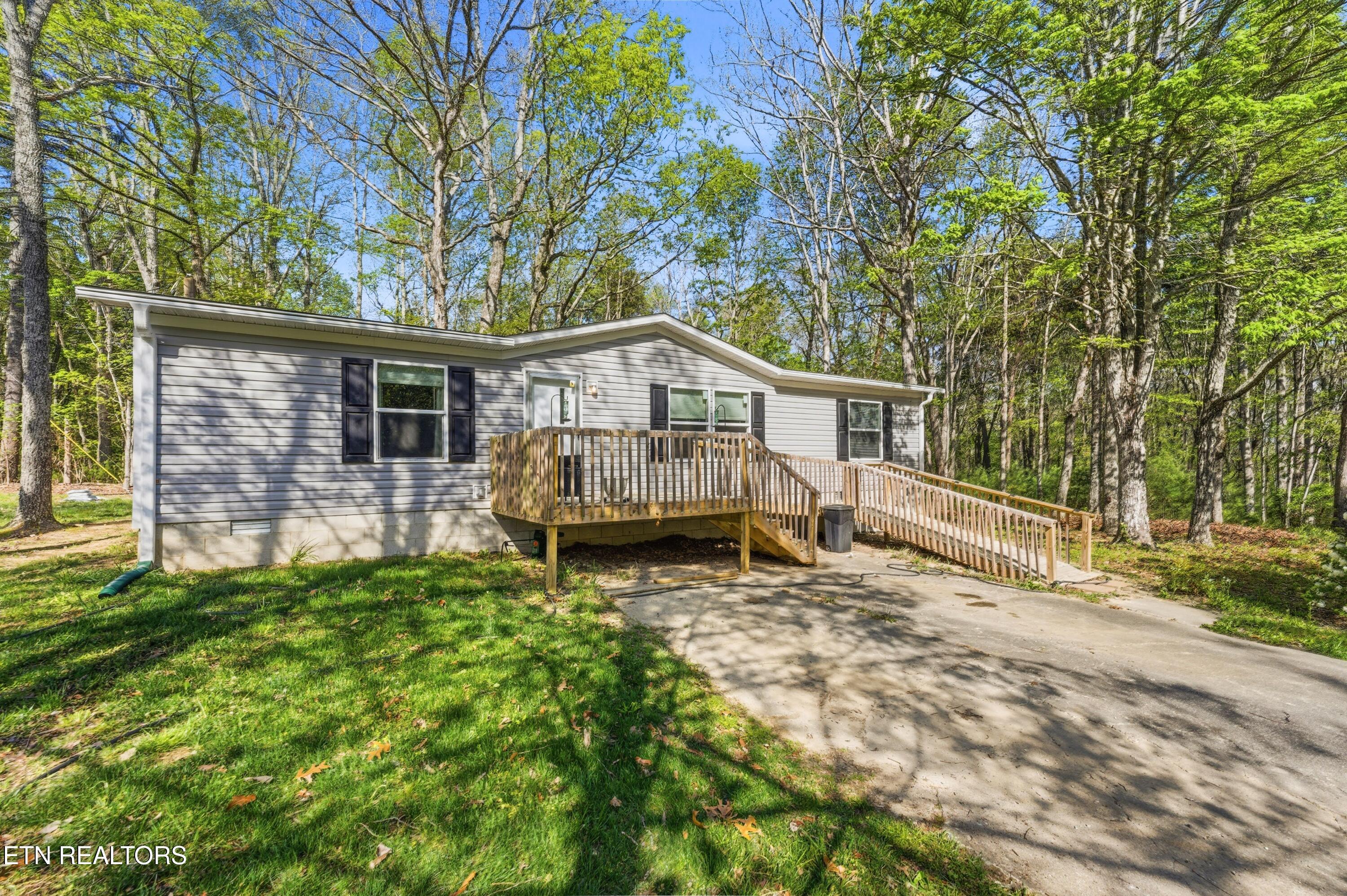 339 Rugby Road Crossville TN 38558