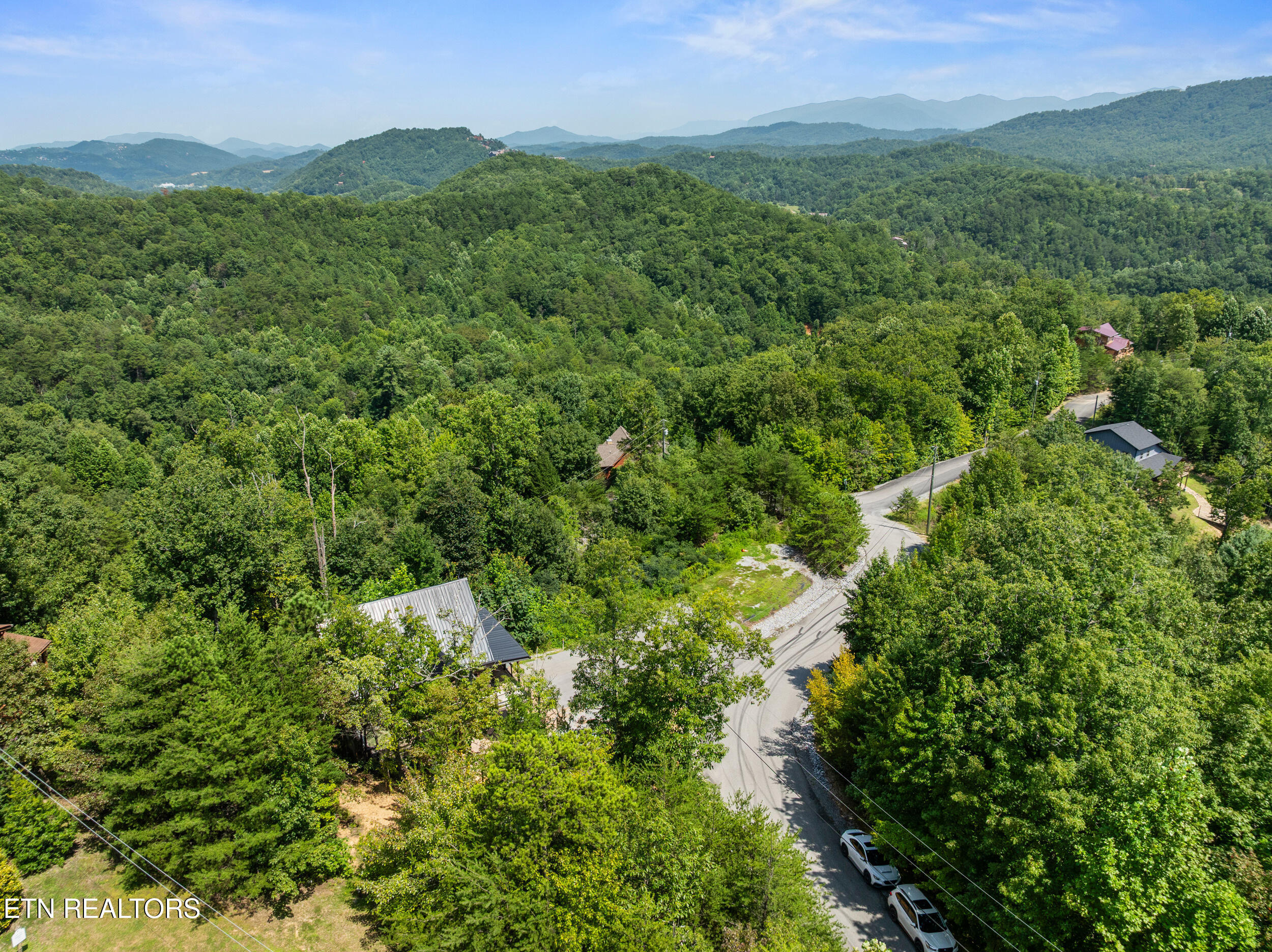 1606 Dove Wing Way Sevierville TN 37862