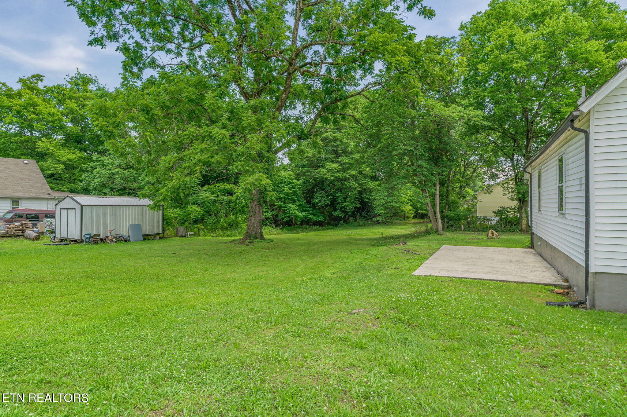 612 W Strang Street Rockwood TN 37854