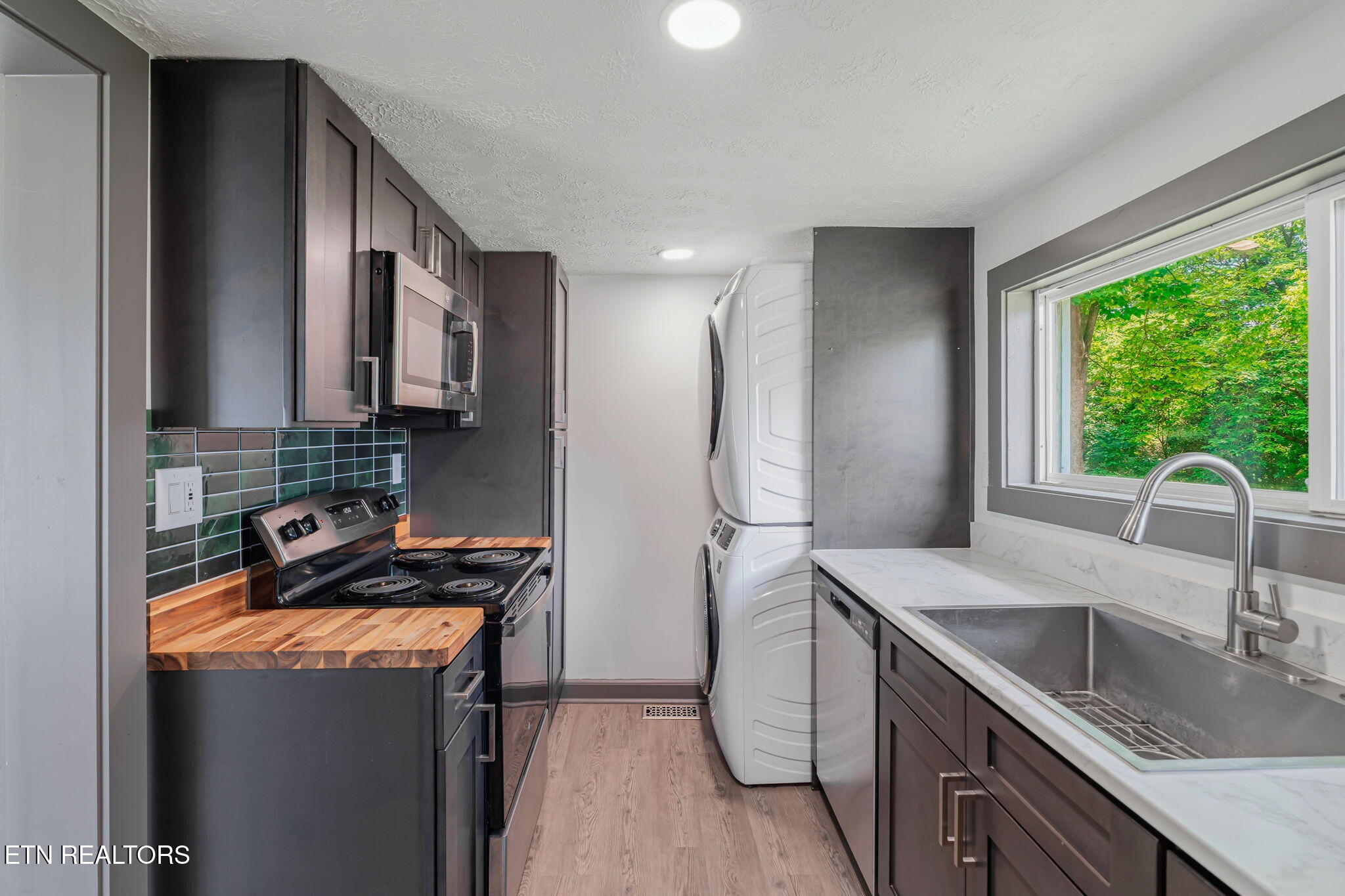 612 W Strang Street Rockwood TN 37854
